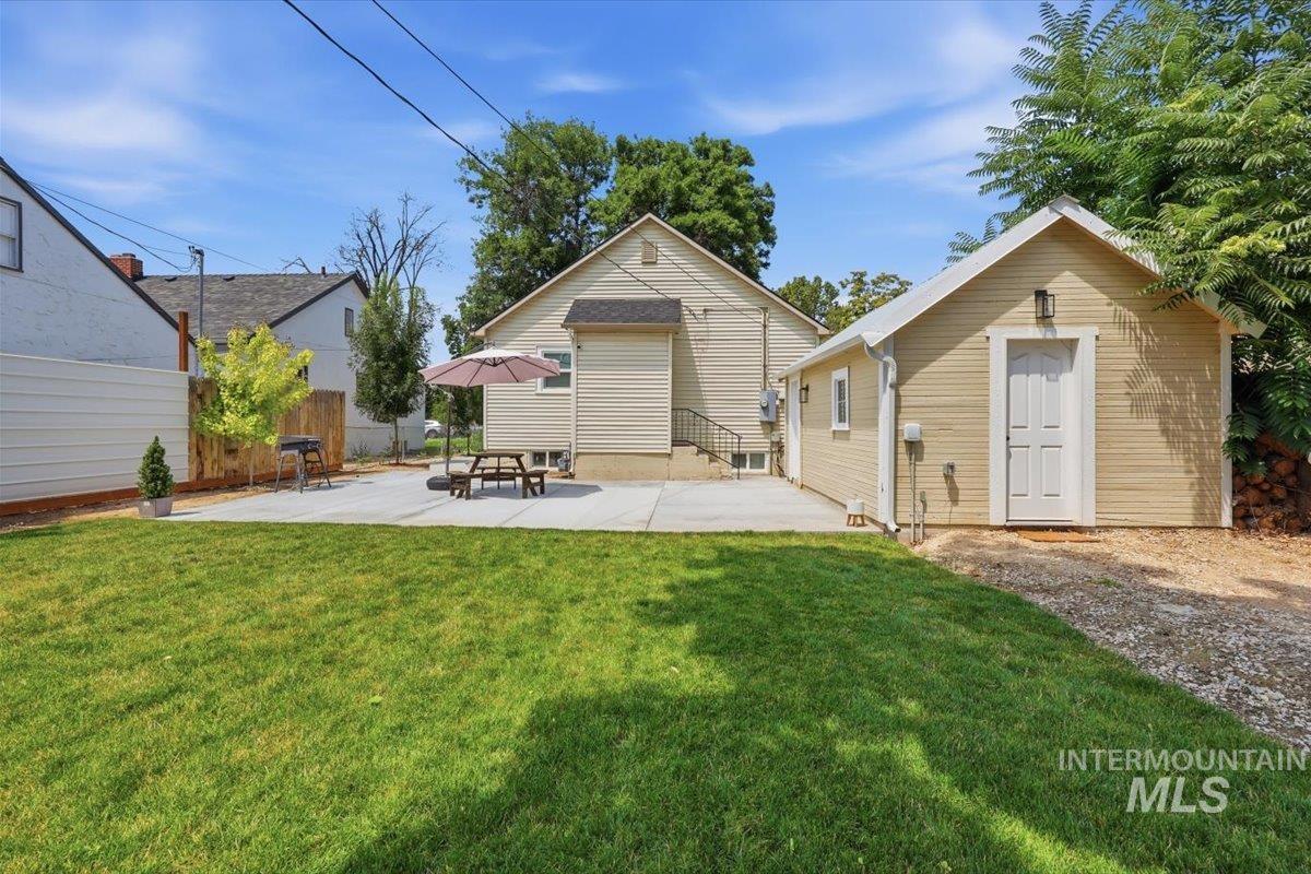 720 17th Avenue S., Nampa, Idaho 83651, 5 Bedrooms, 2 Bathrooms, Residential For Sale, Price $418,900,MLS 98994873