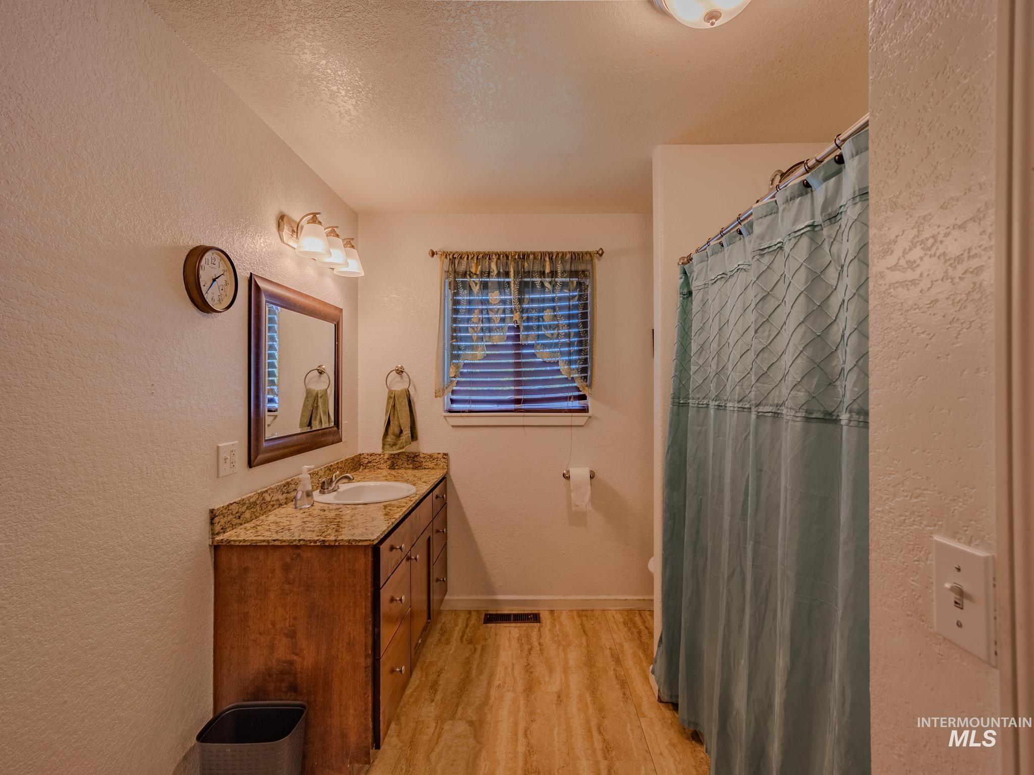 618 Dawn Drive, Grangeville, Idaho 83530, 4 Bedrooms, 2.5 Bathrooms, Residential For Sale, Price $389,000, 98994874