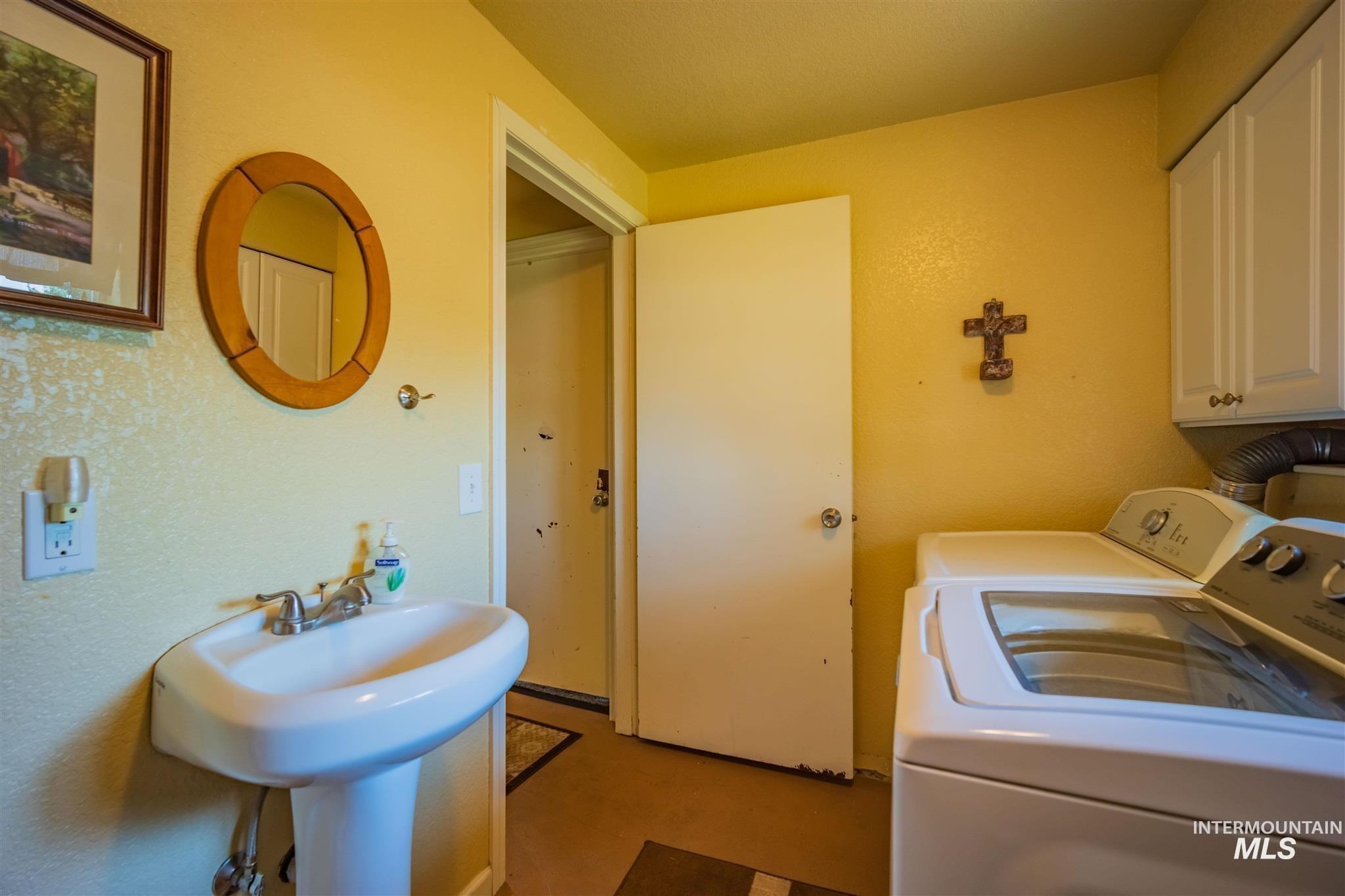 618 Dawn Drive, Grangeville, Idaho 83530, 4 Bedrooms, 2.5 Bathrooms, Residential For Sale, Price $389,000, 98994874