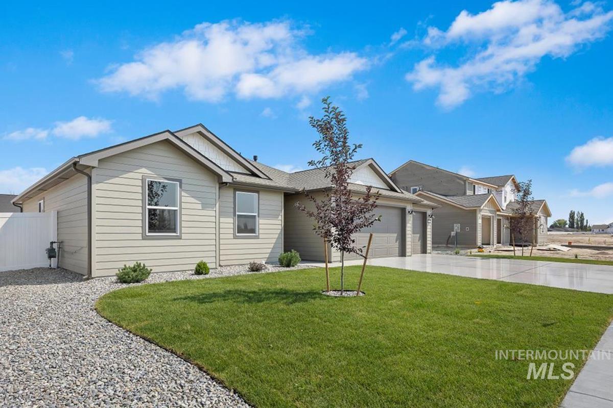 676 Maxine Lane West, Kimberly, Idaho 83341, 4 Bedrooms, 2 Bathrooms, Residential For Sale, Price $438,300,MLS 98994877