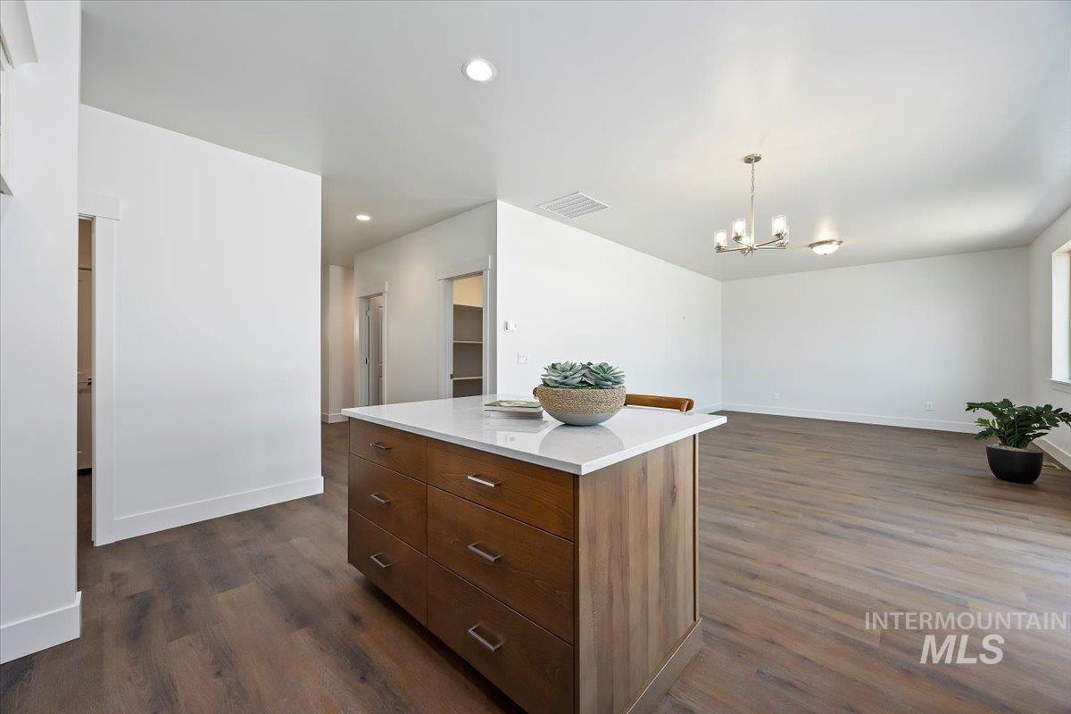 676 Maxine Lane West, Kimberly, Idaho 83341, 4 Bedrooms, 2 Bathrooms, Residential For Sale, Price $438,300,MLS 98994877
