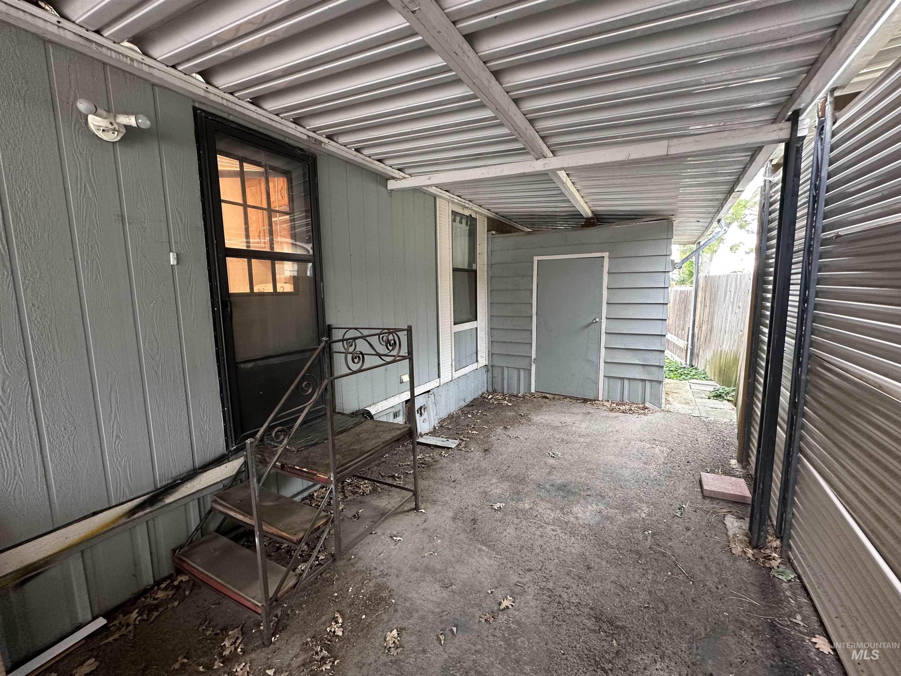 1715 W Flamingo ave, Nampa, Idaho 83651, 2 Bedrooms, 2 Bathrooms, Residential For Sale, Price $59,900,MLS 98994878