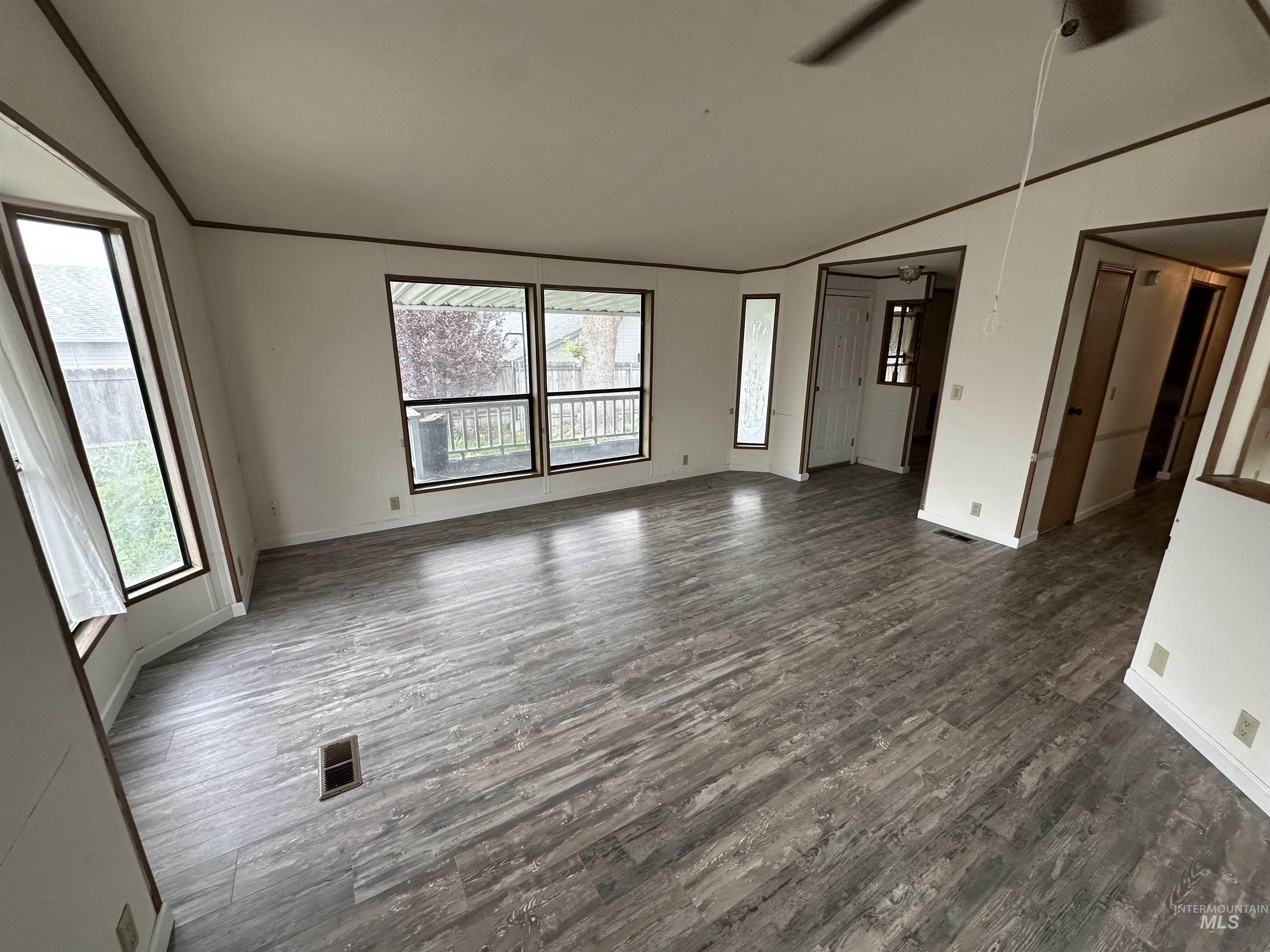 1715 W Flamingo ave, Nampa, Idaho 83651, 2 Bedrooms, 2 Bathrooms, Residential For Sale, Price $59,900,MLS 98994878