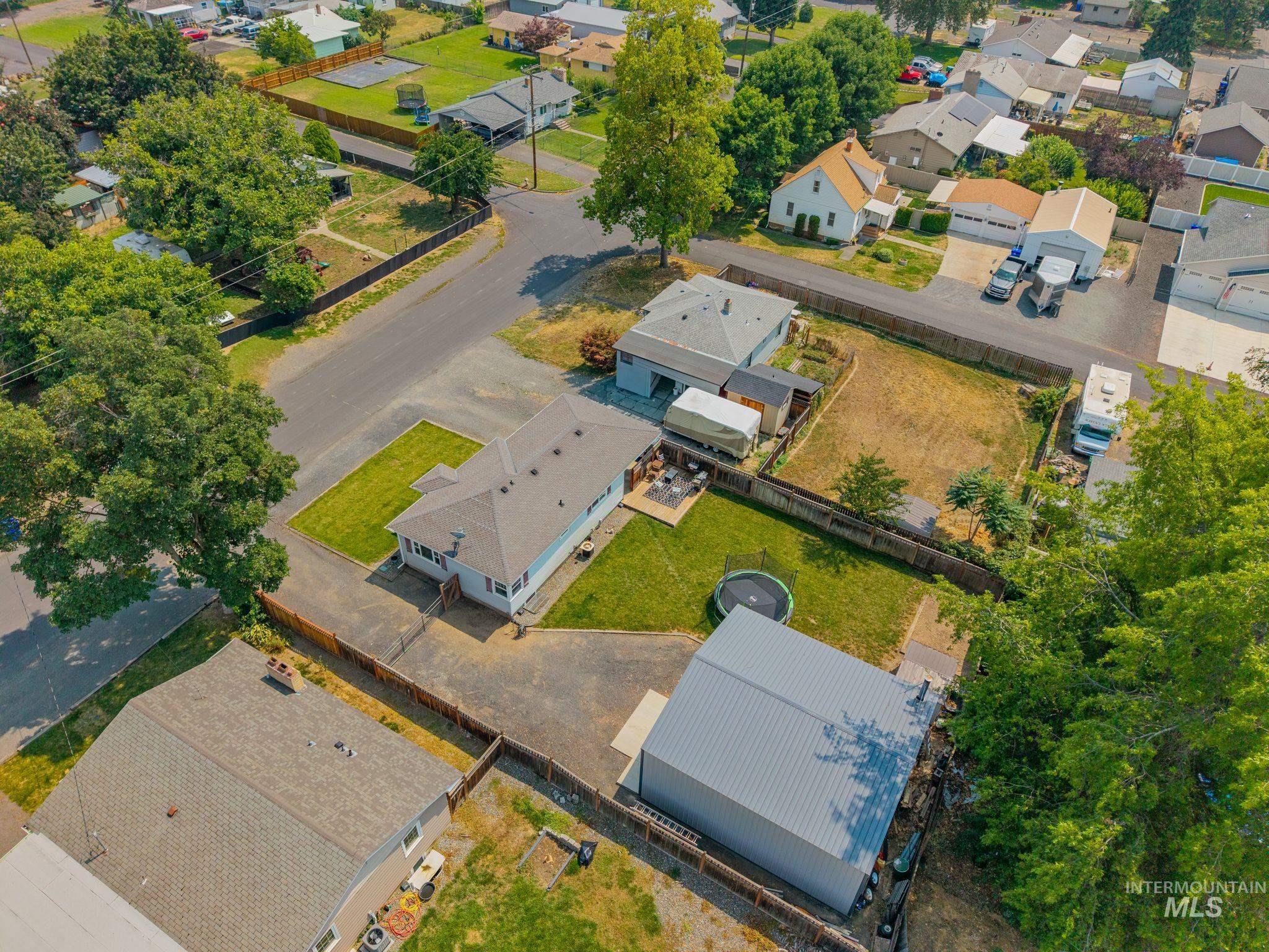 3418 6th Street, Lewiston, Idaho 83501, 4 Bedrooms, 2 Bathrooms, Residential For Sale, Price $435,000, 98994880