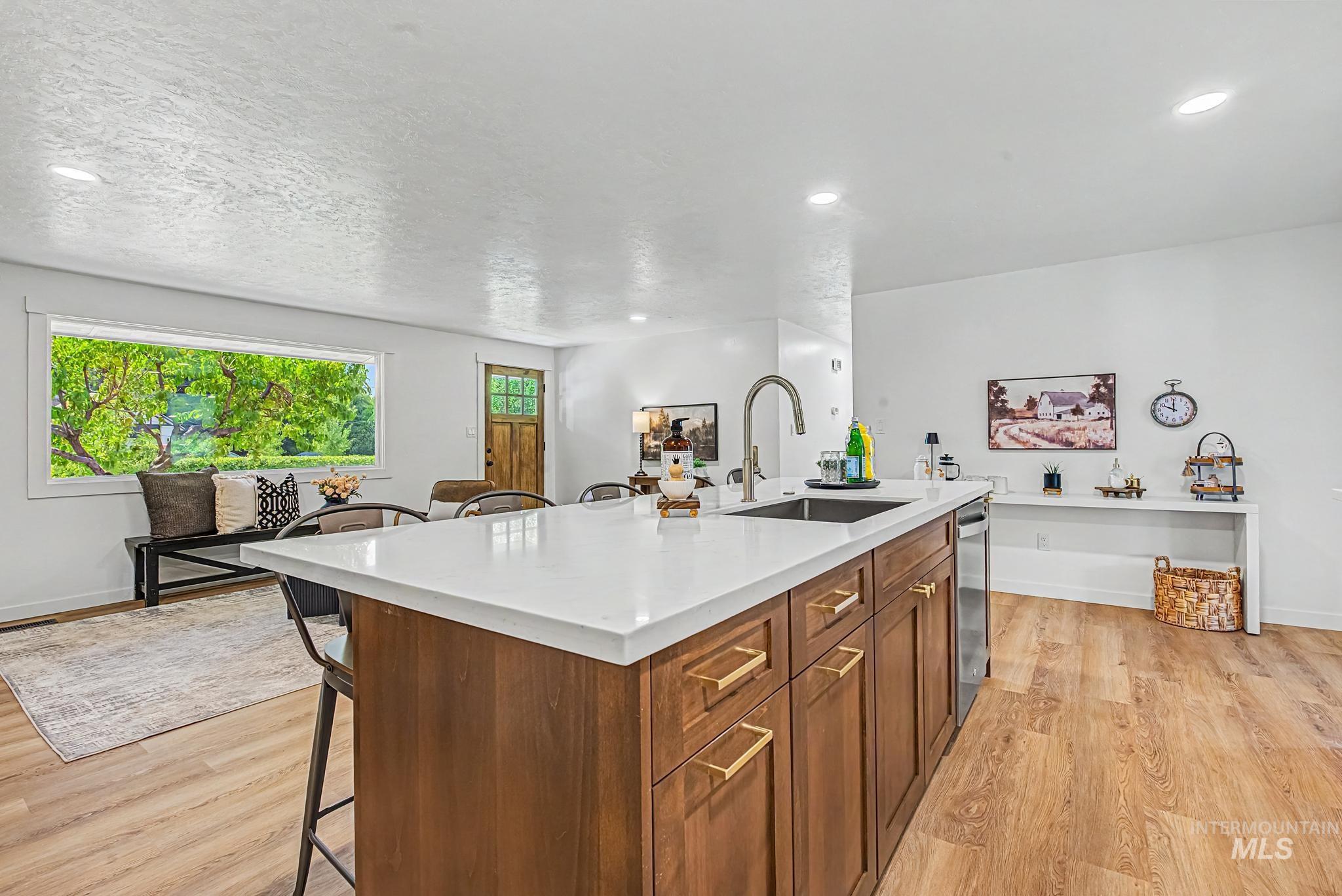 4910 W View Place, Meridian, Idaho 83642, 4 Bedrooms, 2 Bathrooms, Residential For Sale, Price $779,900,MLS 98994881