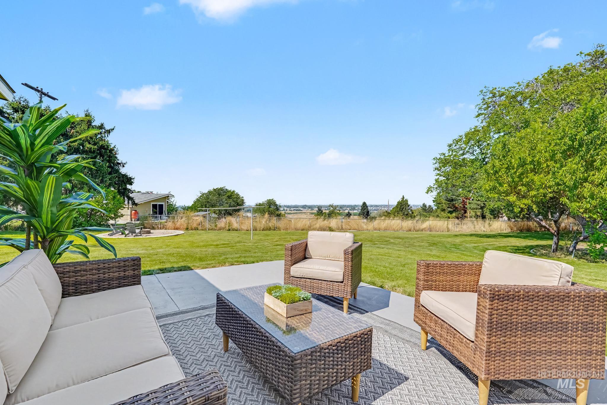 4910 W View Place, Meridian, Idaho 83642, 4 Bedrooms, 2 Bathrooms, Residential For Sale, Price $779,900,MLS 98994881