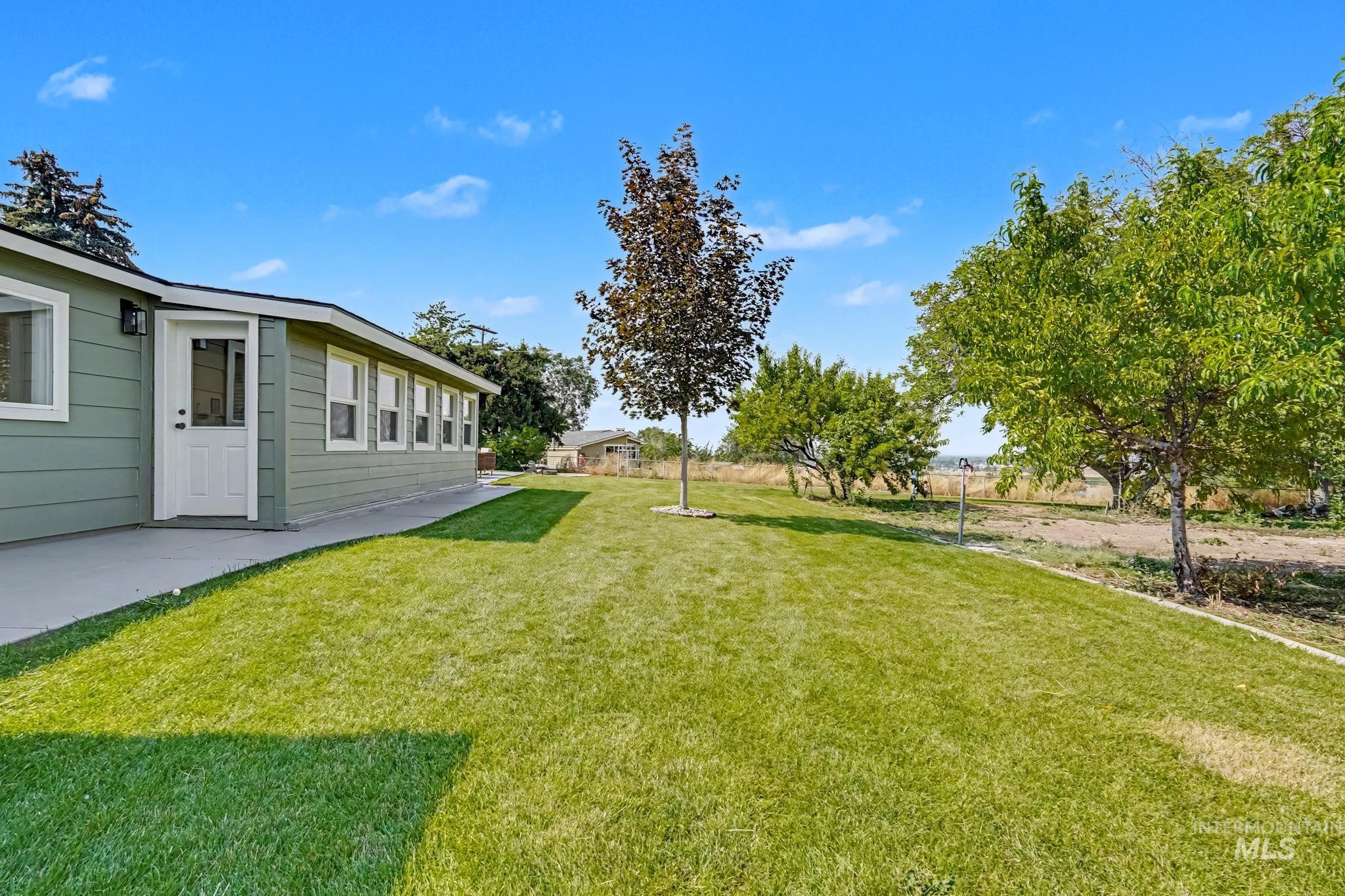 4910 W View Place, Meridian, Idaho 83642, 4 Bedrooms, 2 Bathrooms, Residential For Sale, Price $779,900,MLS 98994881