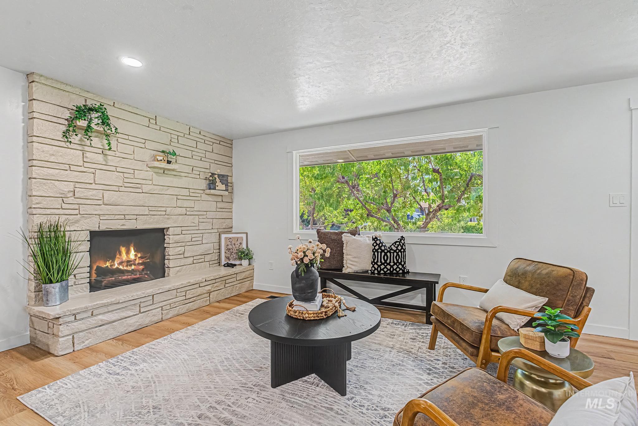 4910 W View Place, Meridian, Idaho 83642, 4 Bedrooms, 2 Bathrooms, Residential For Sale, Price $779,900,MLS 98994881