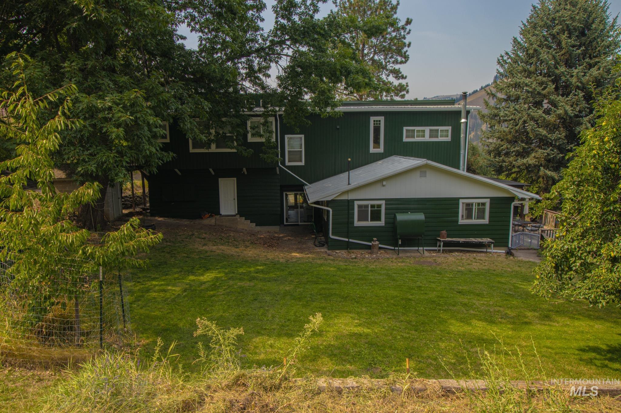 205 S Pine St, Peck, Idaho 83545, 4 Bedrooms, 2 Bathrooms, Residential For Sale, Price $413,000, 98994882