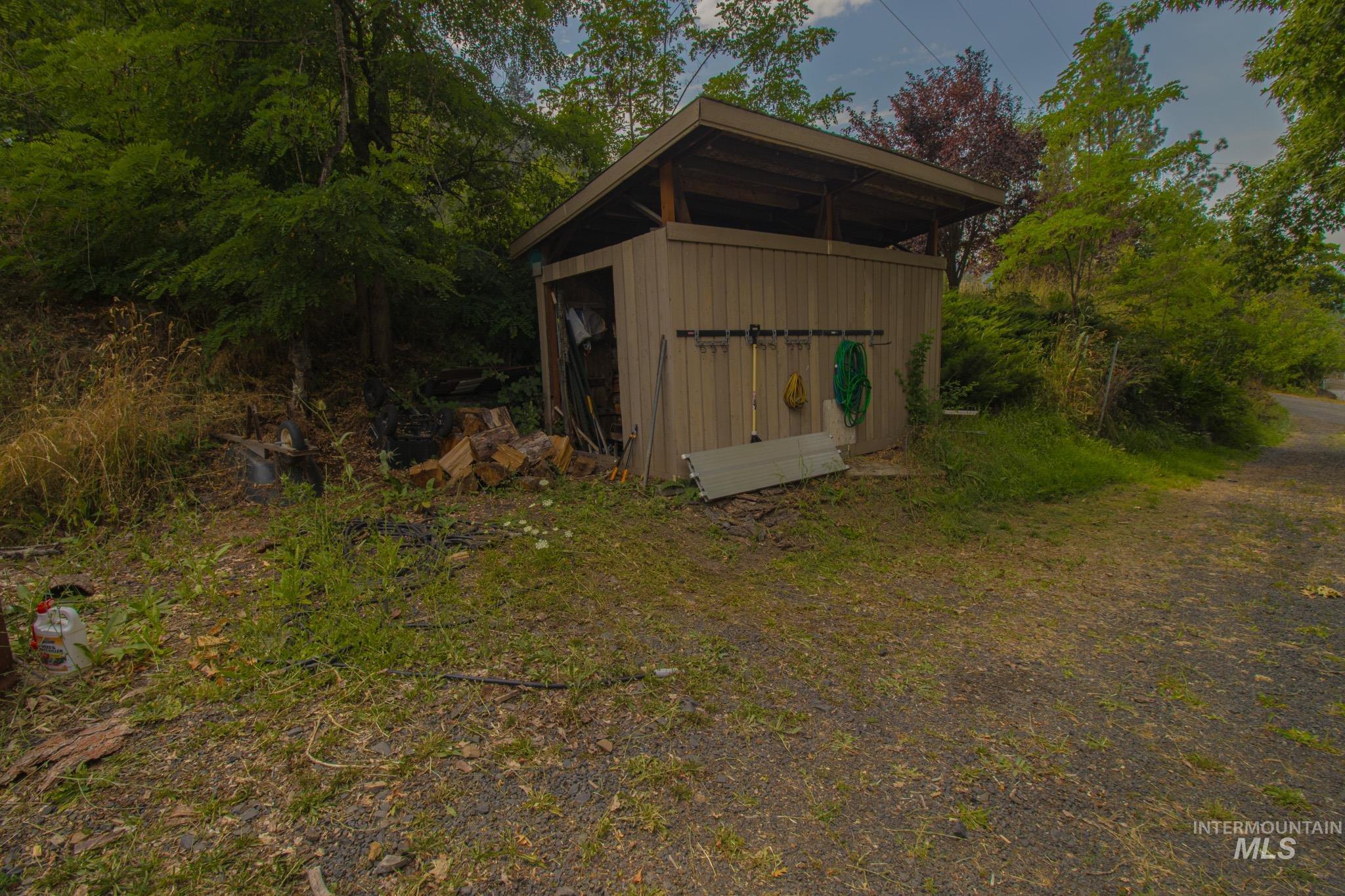 205 S Pine St, Peck, Idaho 83545, 4 Bedrooms, 2 Bathrooms, Residential For Sale, Price $413,000, 98994882