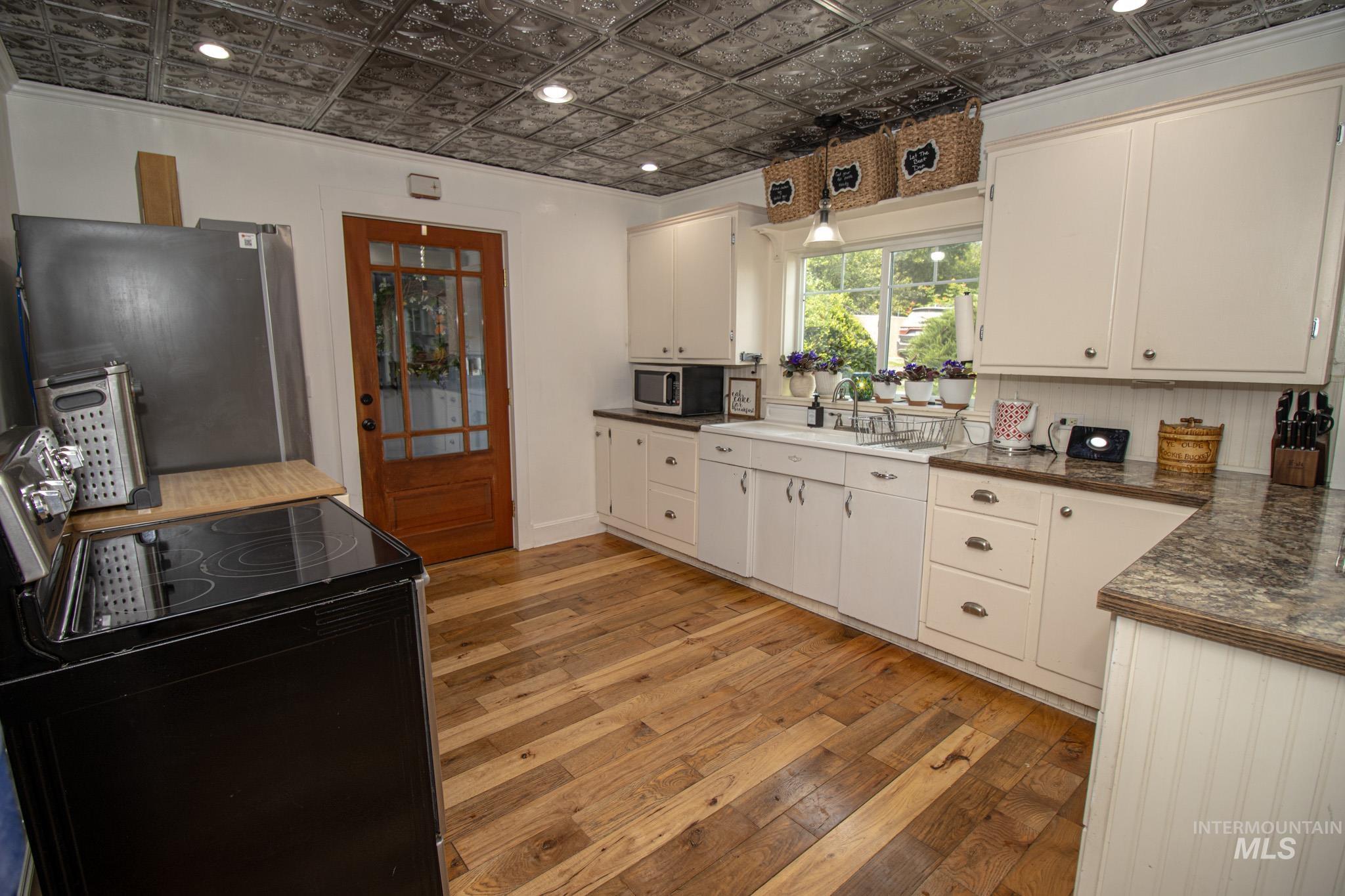 205 S Pine St, Peck, Idaho 83545, 4 Bedrooms, 2 Bathrooms, Residential For Sale, Price $413,000, 98994882