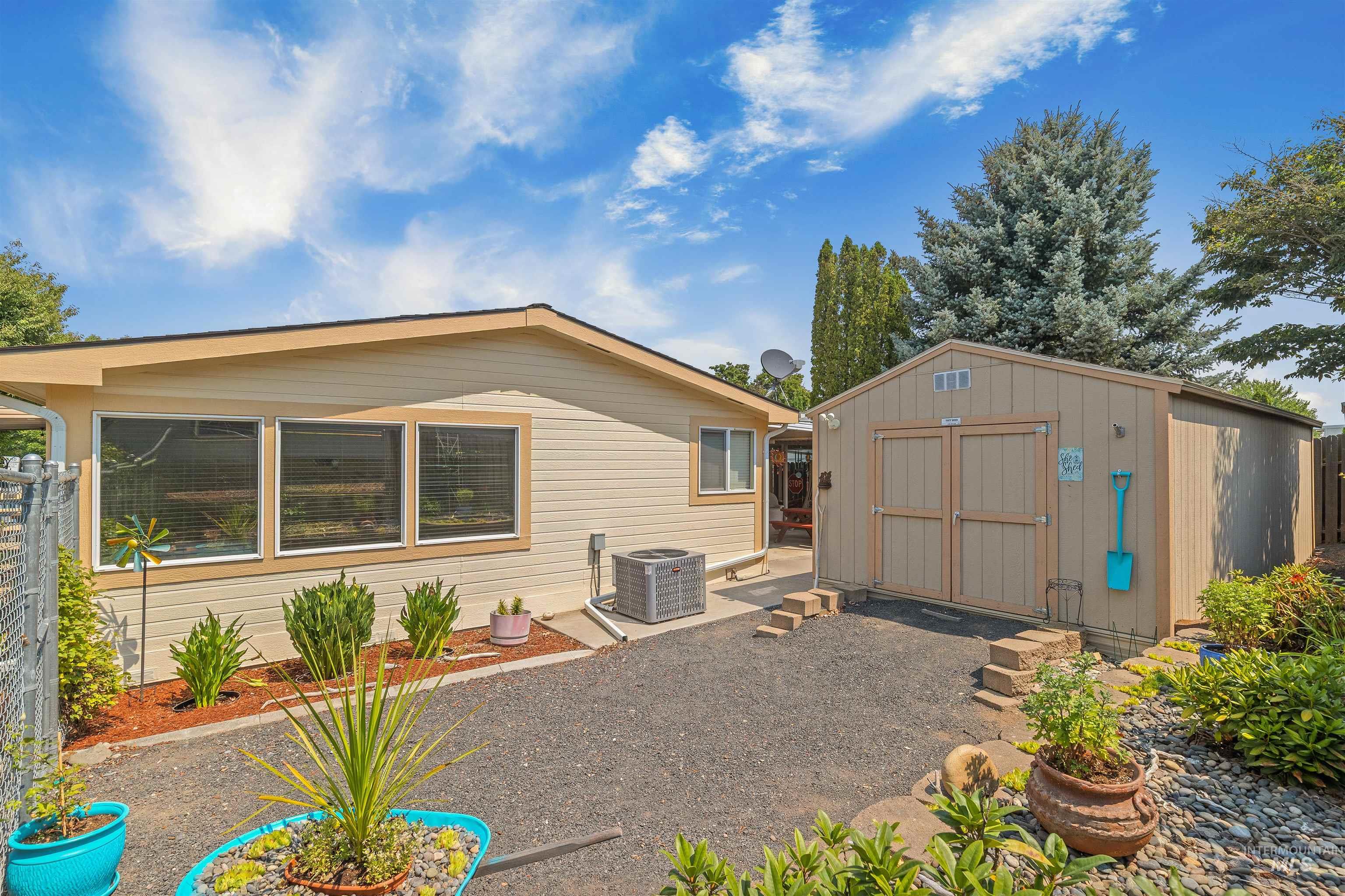 3005 Juniper Drive, Lewiston, Idaho 83501, 3 Bedrooms, 2 Bathrooms, Residential For Sale, Price $339,000, 98994883