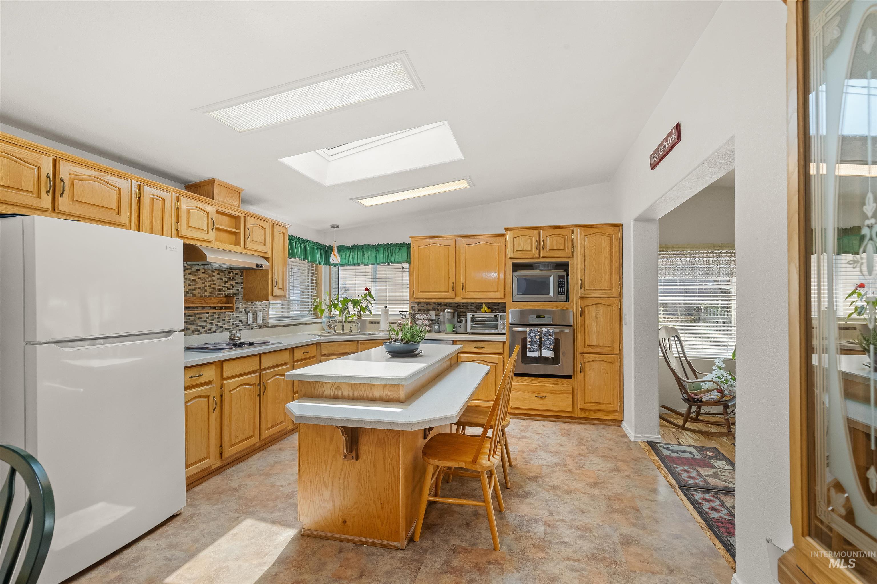 3005 Juniper Drive, Lewiston, Idaho 83501, 3 Bedrooms, 2 Bathrooms, Residential For Sale, Price $339,000, 98994883