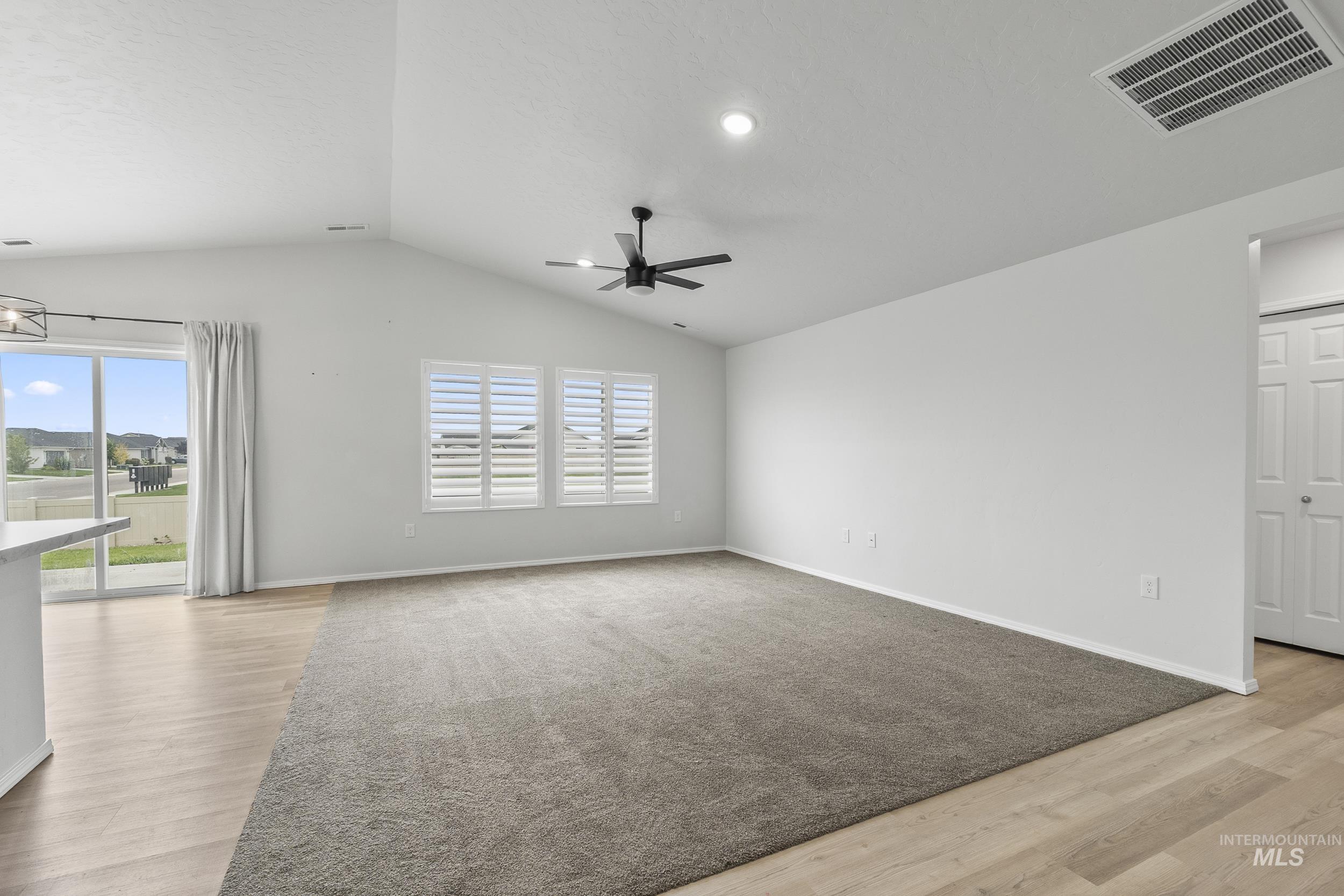 19545 Newell Way, Caldwell, Idaho 83605, 3 Bedrooms, 2 Bathrooms, Residential For Sale, Price $389,900, 98994885