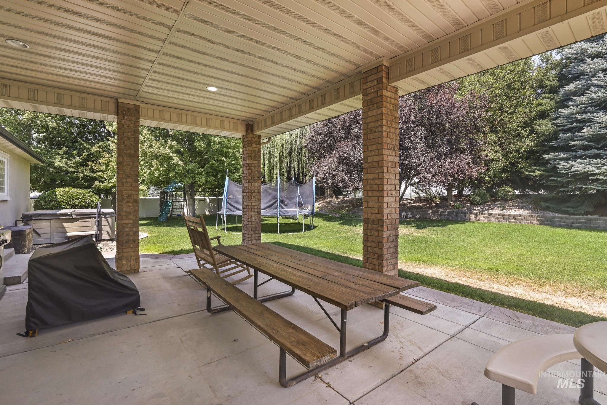 881 Morning Sun Dr, Twin Falls, Idaho 83301, 5 Bedrooms, 3 Bathrooms, Residential For Sale, Price $849,900, 98994886