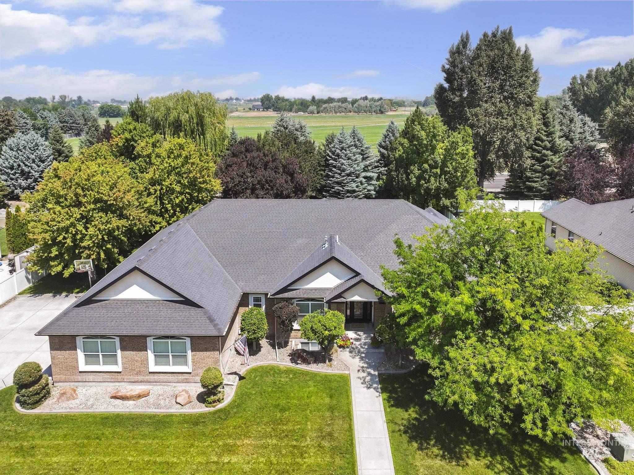 881 Morning Sun Dr, Twin Falls, Idaho 83301, 5 Bedrooms, 3 Bathrooms, Residential For Sale, Price $849,900, 98994886