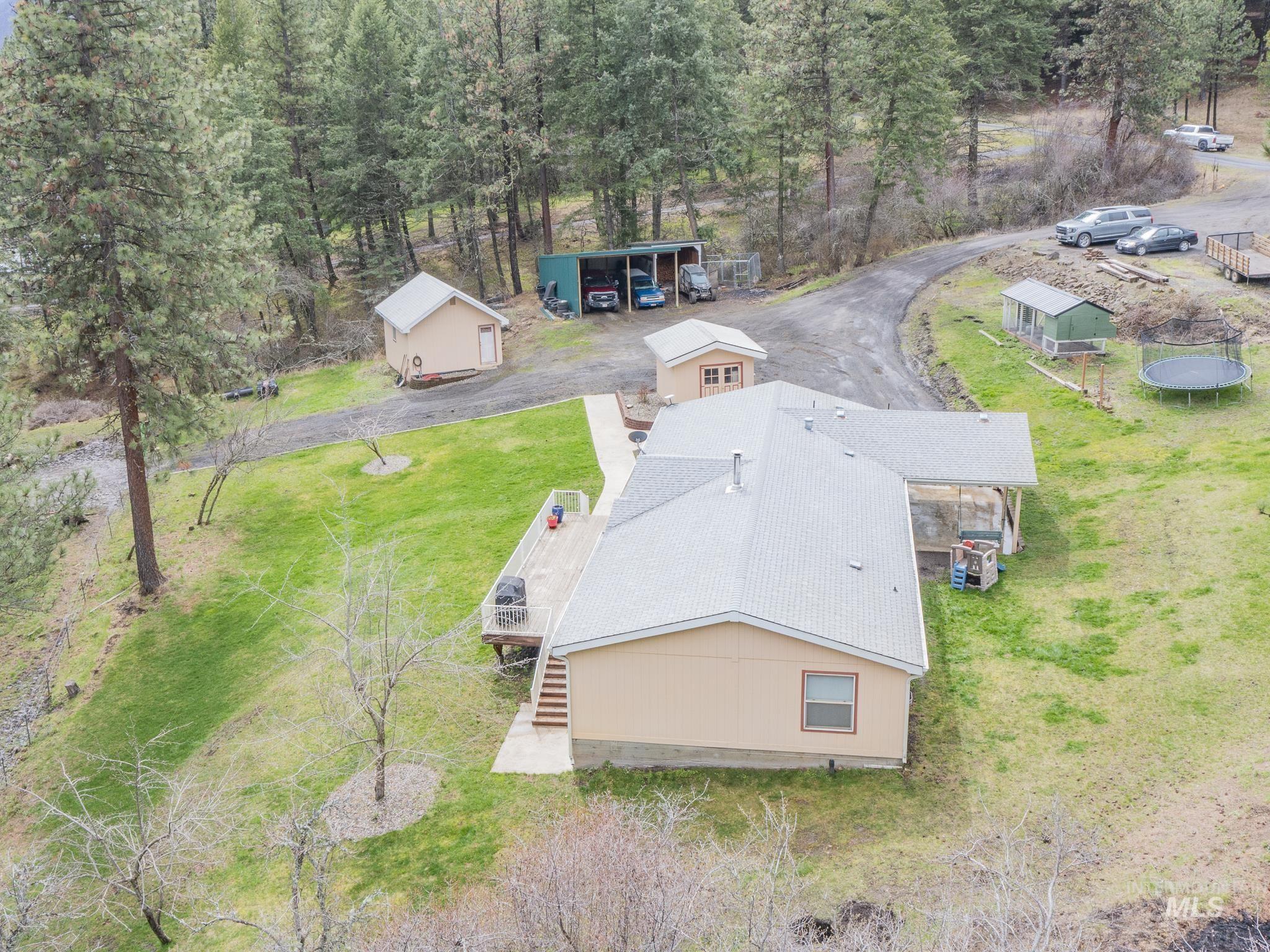 77 Poplar Drive, Grangeville, Idaho 83530, 4 Bedrooms, 2 Bathrooms, Residential For Sale, Price $499,000,MLS 98994888