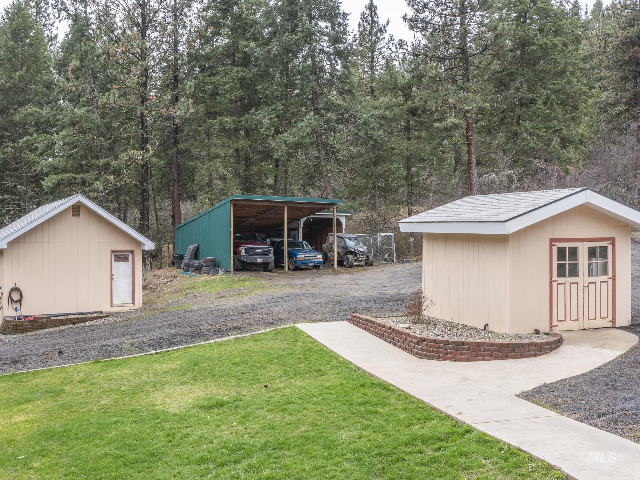 77 Poplar Drive, Grangeville, Idaho 83530, 4 Bedrooms, 2 Bathrooms, Residential For Sale, Price $499,000,MLS 98994888