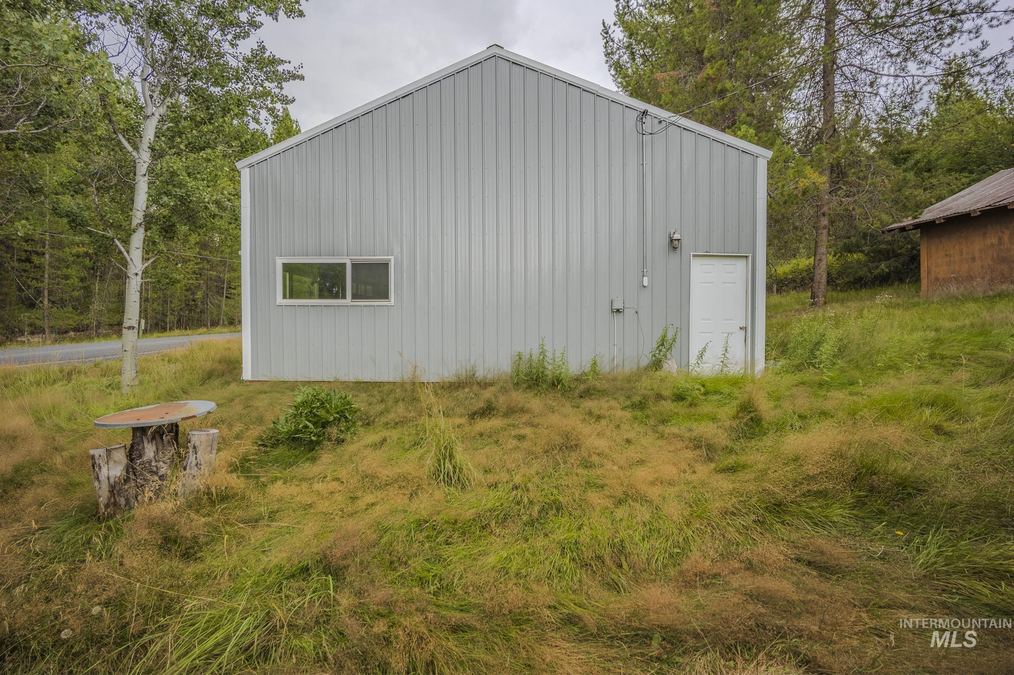 140 Ridgeway, Elk City, Idaho 83525, 2 Bedrooms, 1 Bathroom, Residential For Sale, Price $185,000, 98994891