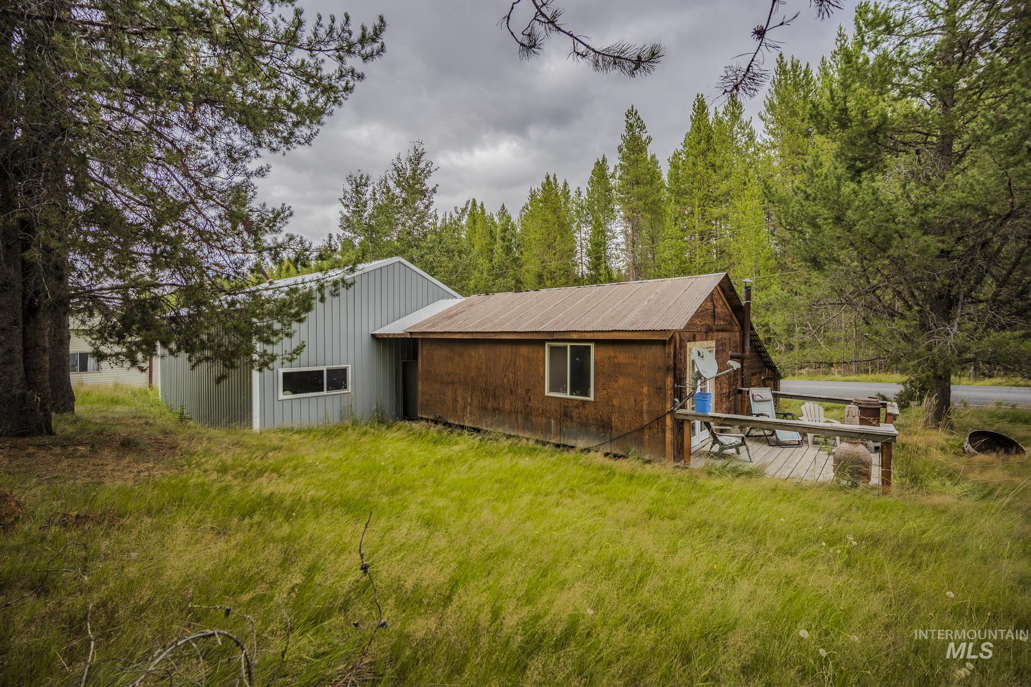 140 Ridgeway, Elk City, Idaho 83525, 2 Bedrooms, 1 Bathroom, Residential For Sale, Price $185,000, 98994891