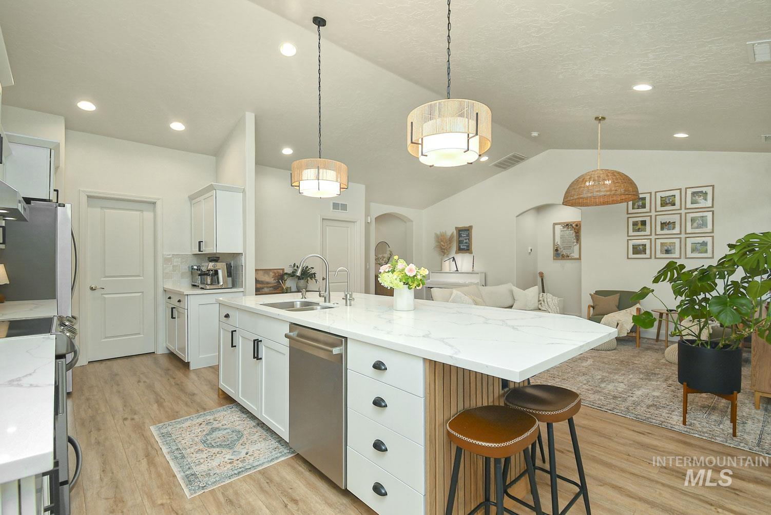 2125 Moon Shadow Dr, Caldwell, Idaho 83607, 5 Bedrooms, 3 Bathrooms, Residential For Sale, Price $549,900, 98994894