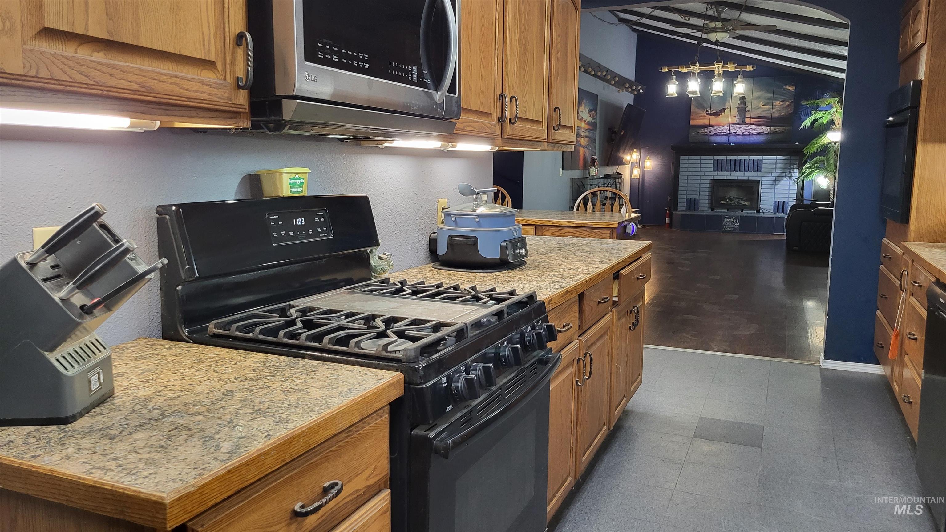 334 Big Meadow Road, Troy, Idaho 83871, 3 Bedrooms, 2 Bathrooms, Residential For Sale, Price $544,000,MLS 98994895