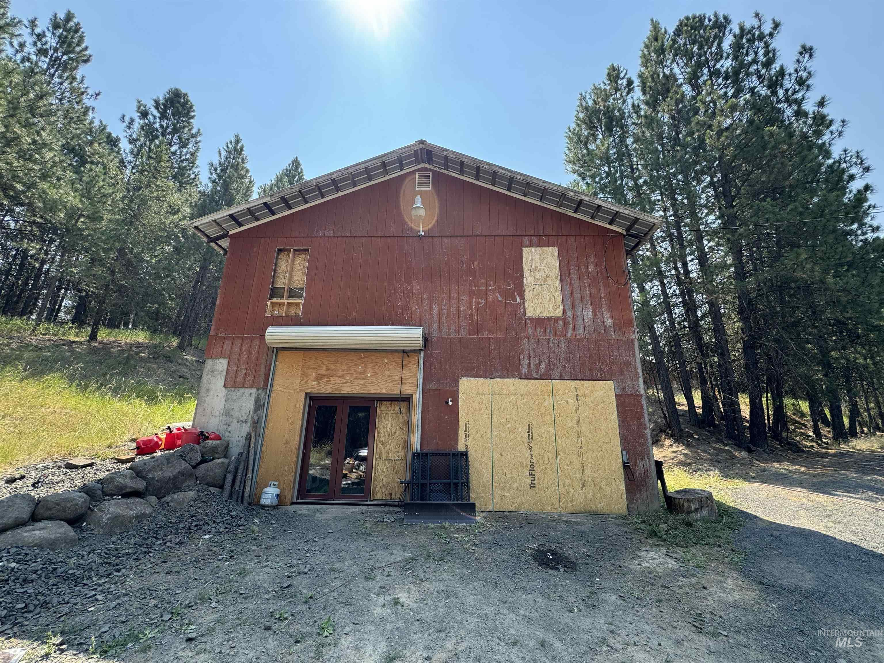 334 Big Meadow Road, Troy, Idaho 83871, 3 Bedrooms, 2 Bathrooms, Residential For Sale, Price $559,000,MLS 98994895