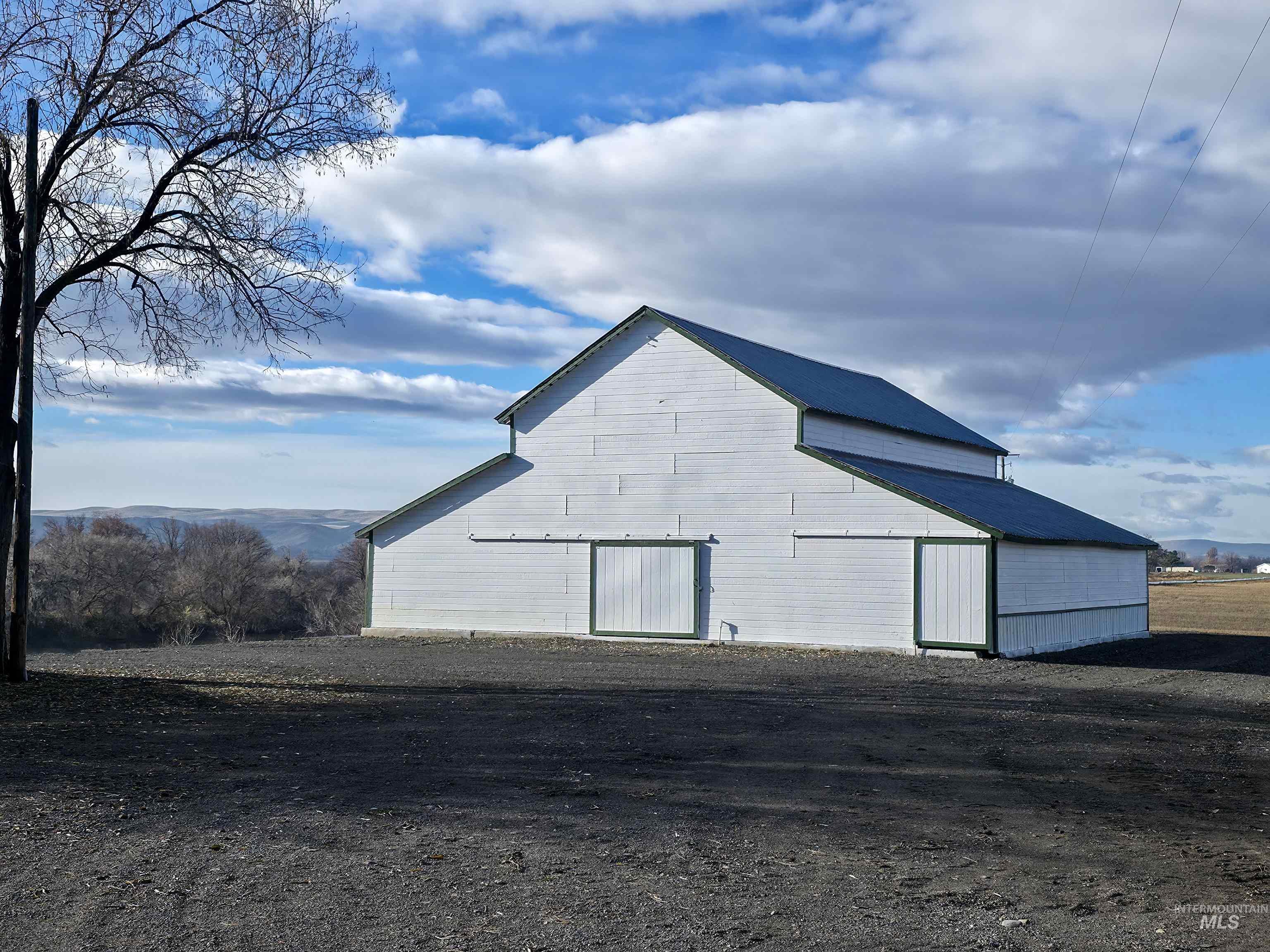 1199 County Rd 70, Weiser, Idaho 83672, 3 Bedrooms, 2 Bathrooms, Residential For Sale, Price $687,500,MLS 98994897