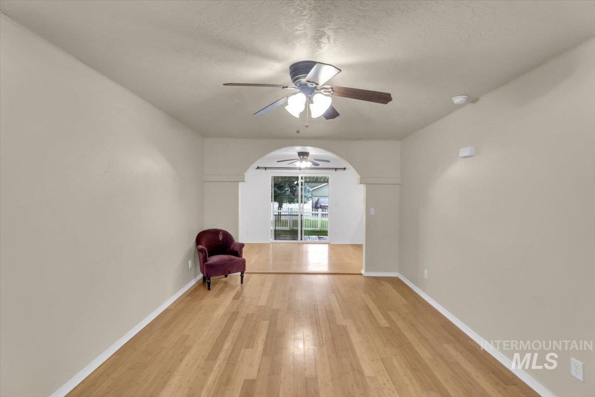 8923 W Banjo Drive, Boise, Idaho 83709, 3 Bedrooms, 2.5 Bathrooms, Residential For Sale, Price $450,000, 98994898
