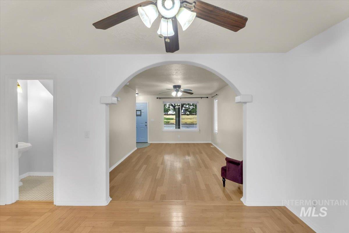 8923 W Banjo Drive, Boise, Idaho 83709, 3 Bedrooms, 2.5 Bathrooms, Residential For Sale, Price $450,000, 98994898