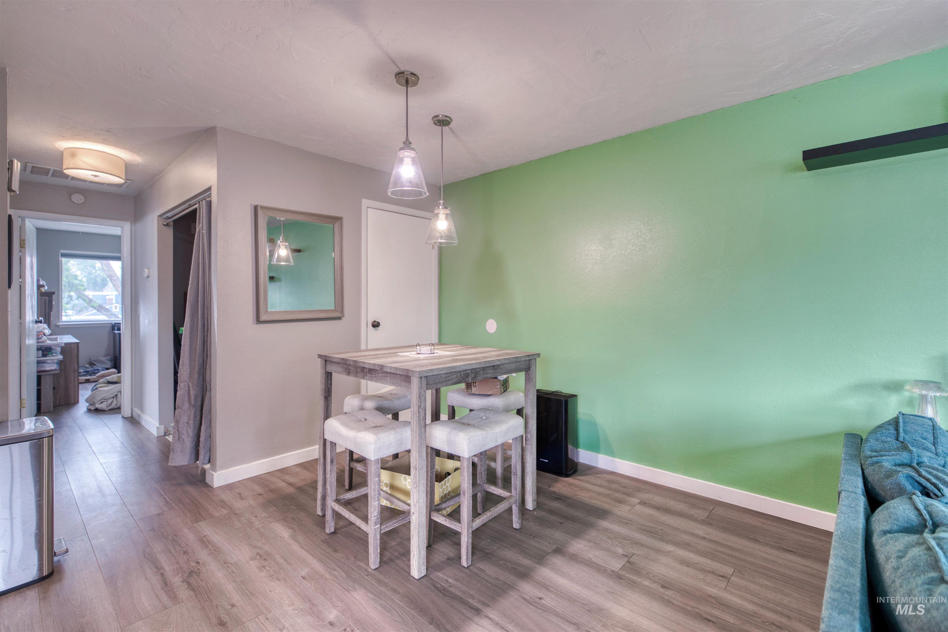 1140 S Phillippi, Boise, Idaho 83705, 2 Bedrooms, 1 Bathroom, Residential For Sale, Price $295,000,MLS 98994899