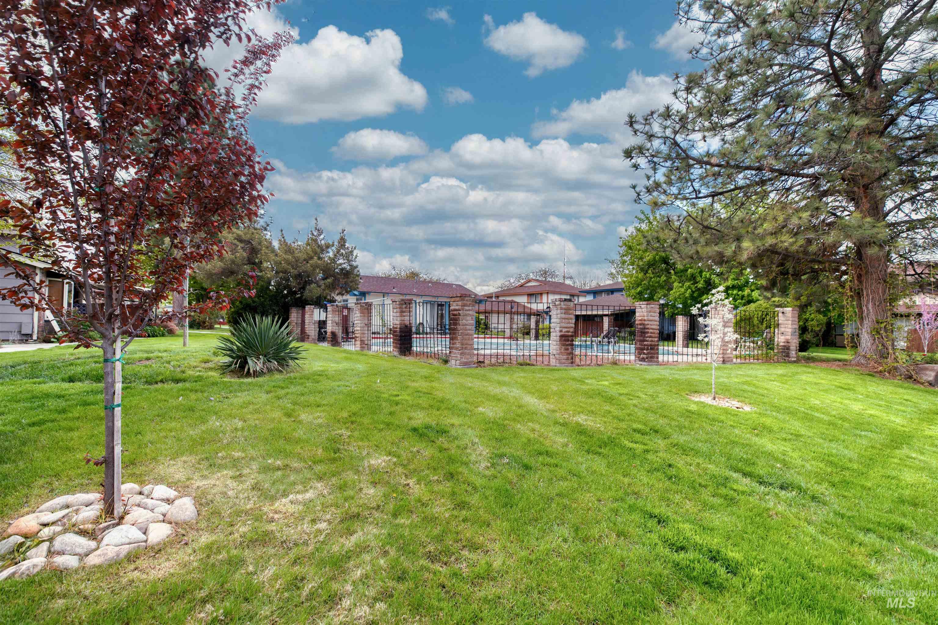 1140 S Phillippi, Boise, Idaho 83705, 2 Bedrooms, 1 Bathroom, Residential For Sale, Price $295,000,MLS 98994899