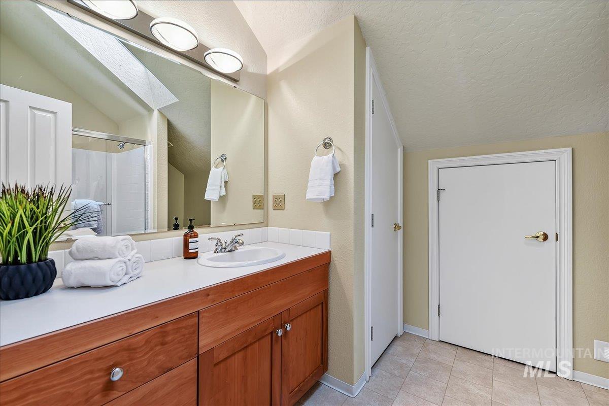 1714 Melrose Ave, Nampa, Idaho 83686, 4 Bedrooms, 3 Bathrooms, Residential For Sale, Price $1,100,000, 98994900