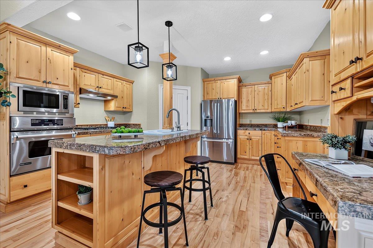 1714 Melrose Ave, Nampa, Idaho 83686, 4 Bedrooms, 3 Bathrooms, Residential For Sale, Price $1,100,000, 98994900