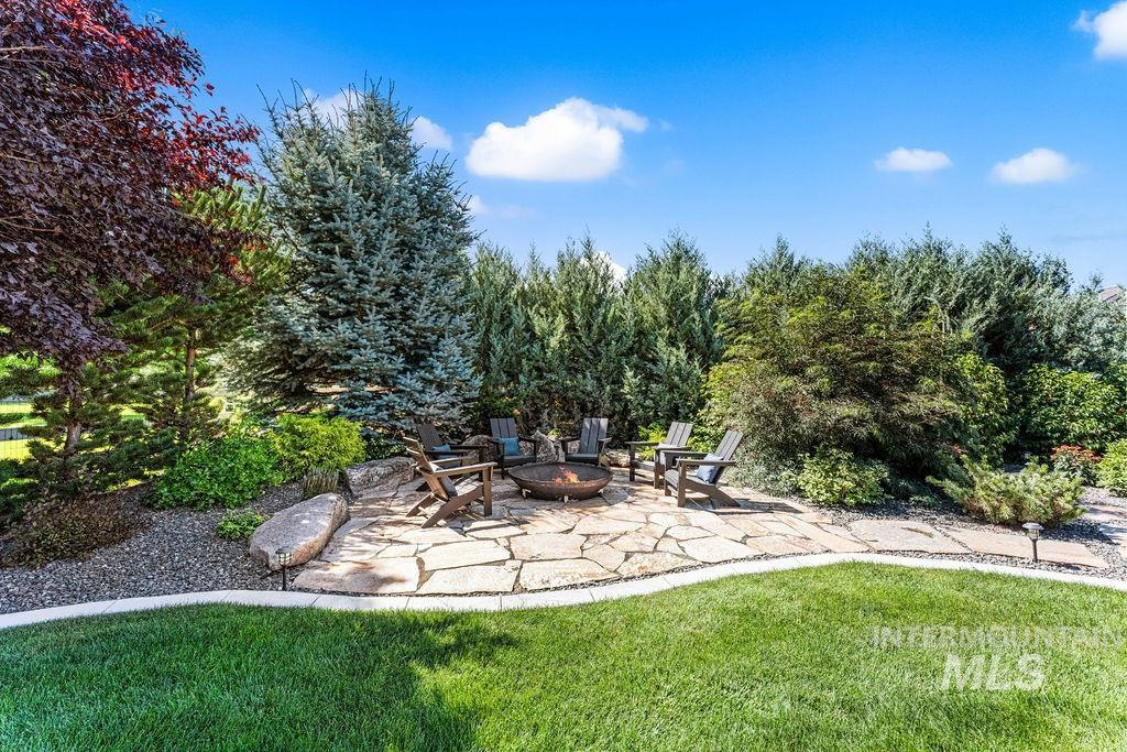 2110 N Wind Cave Way, Eagle, Idaho 83616, 5 Bedrooms, 4.5 Bathrooms, Residential For Sale, Price $1,450,000, 98994901