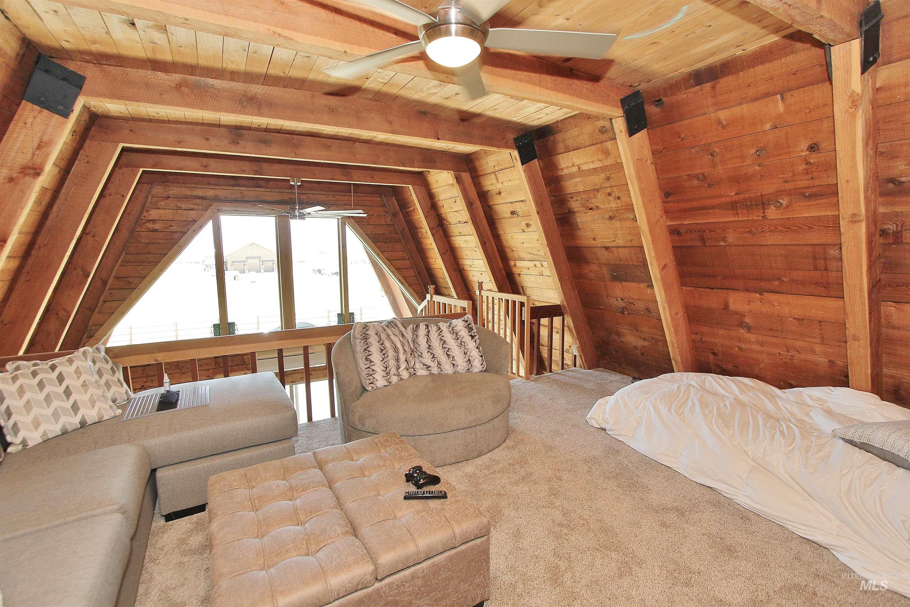 7 Obrien, Cascade, Idaho 83615, 2 Bedrooms, 2 Bathrooms, Rental For Rent, Price $2,500,MLS 98994903
