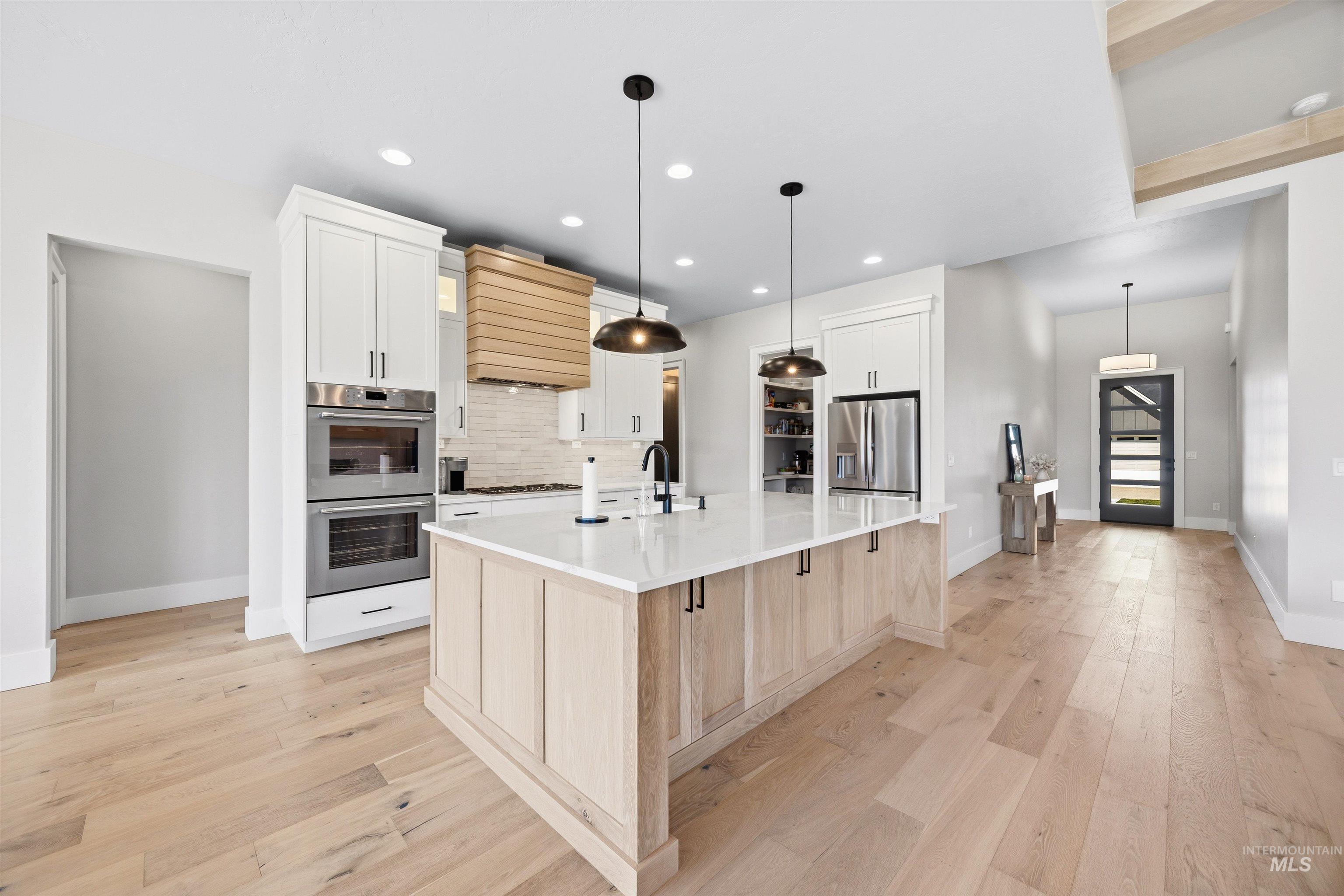 4609 W Durango Dr, Meridian, Idaho 83646, 3 Bedrooms, 2.5 Bathrooms, Residential For Sale, Price $824,777, 98994913