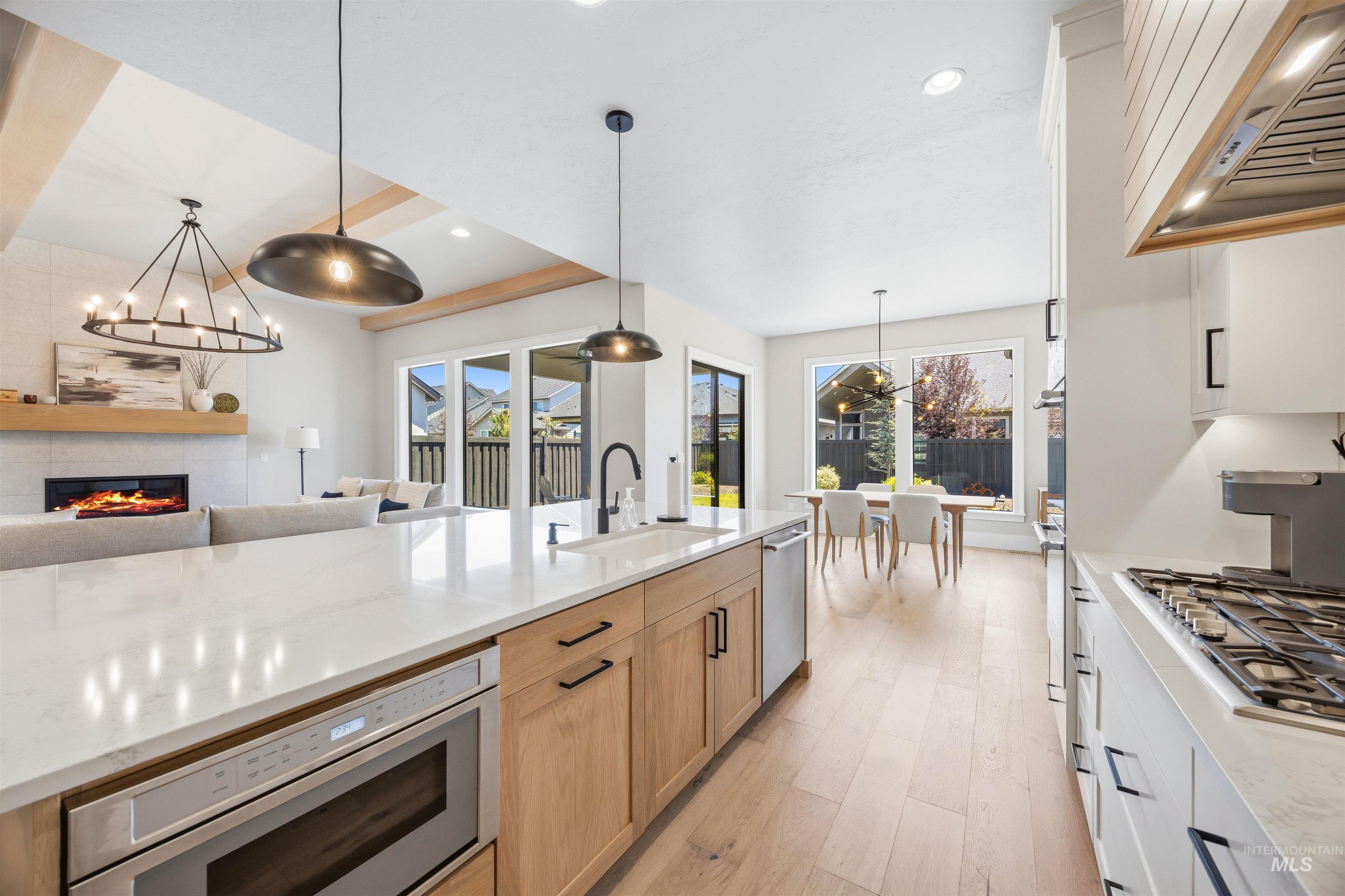 4609 W Durango Dr, Meridian, Idaho 83646, 3 Bedrooms, 2.5 Bathrooms, Residential For Sale, Price $824,777, 98994913