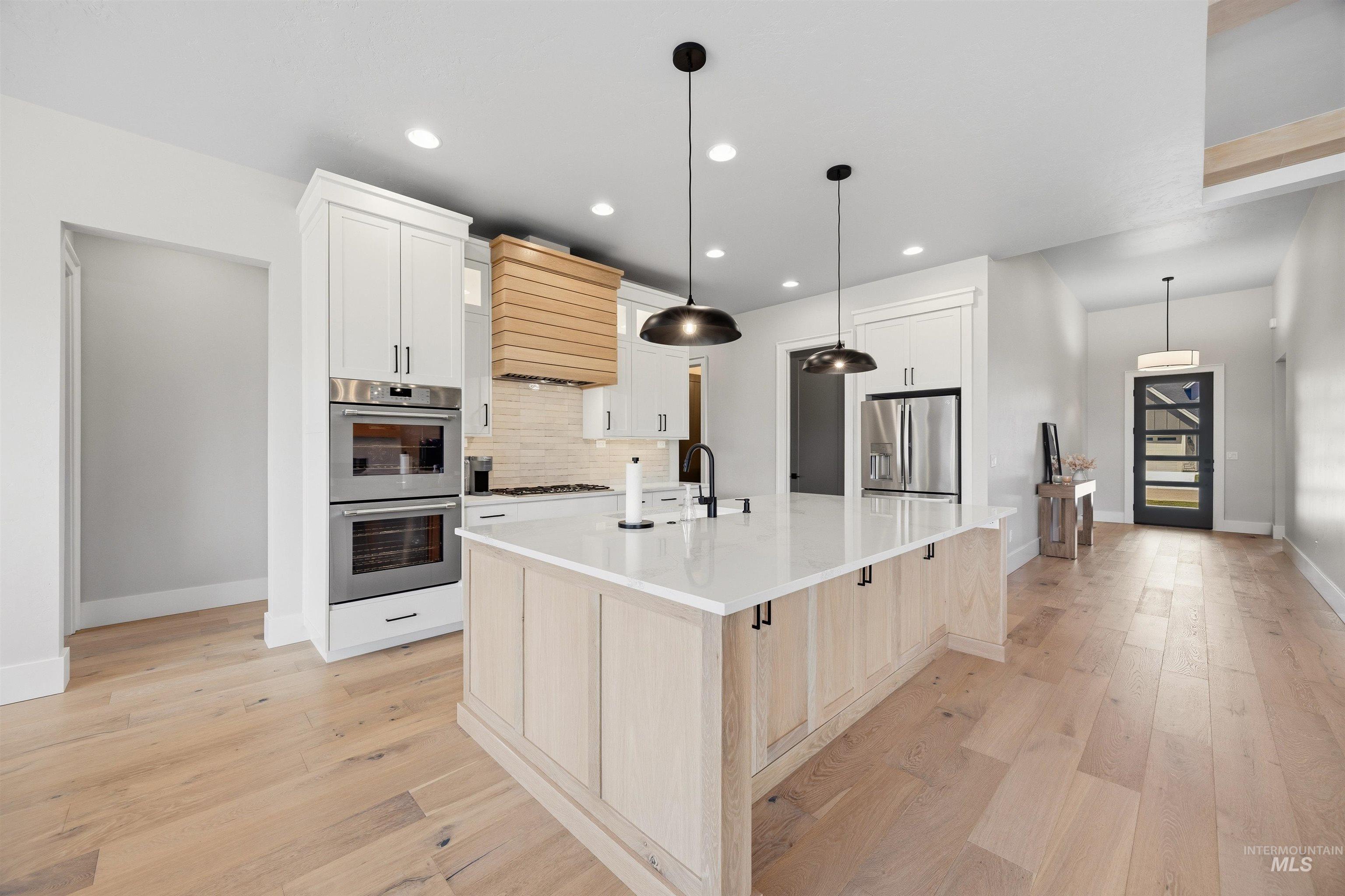 4609 W Durango Dr, Meridian, Idaho 83646, 3 Bedrooms, 2.5 Bathrooms, Residential For Sale, Price $824,777, 98994913