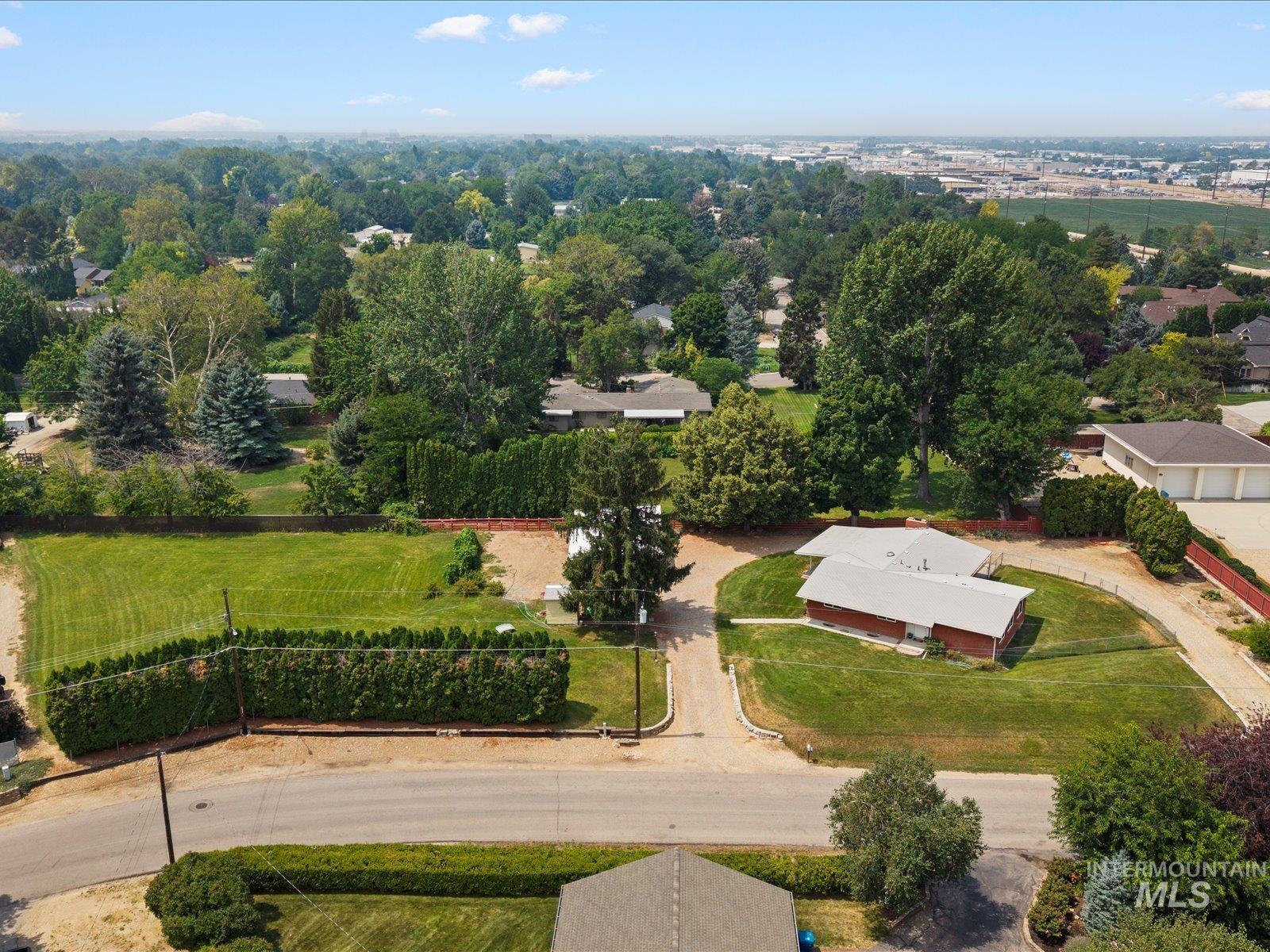 111 S Cotterell Dr, Boise, Idaho 83709, 3 Bedrooms, 3 Bathrooms, Residential For Sale, Price $749,000, 98994916