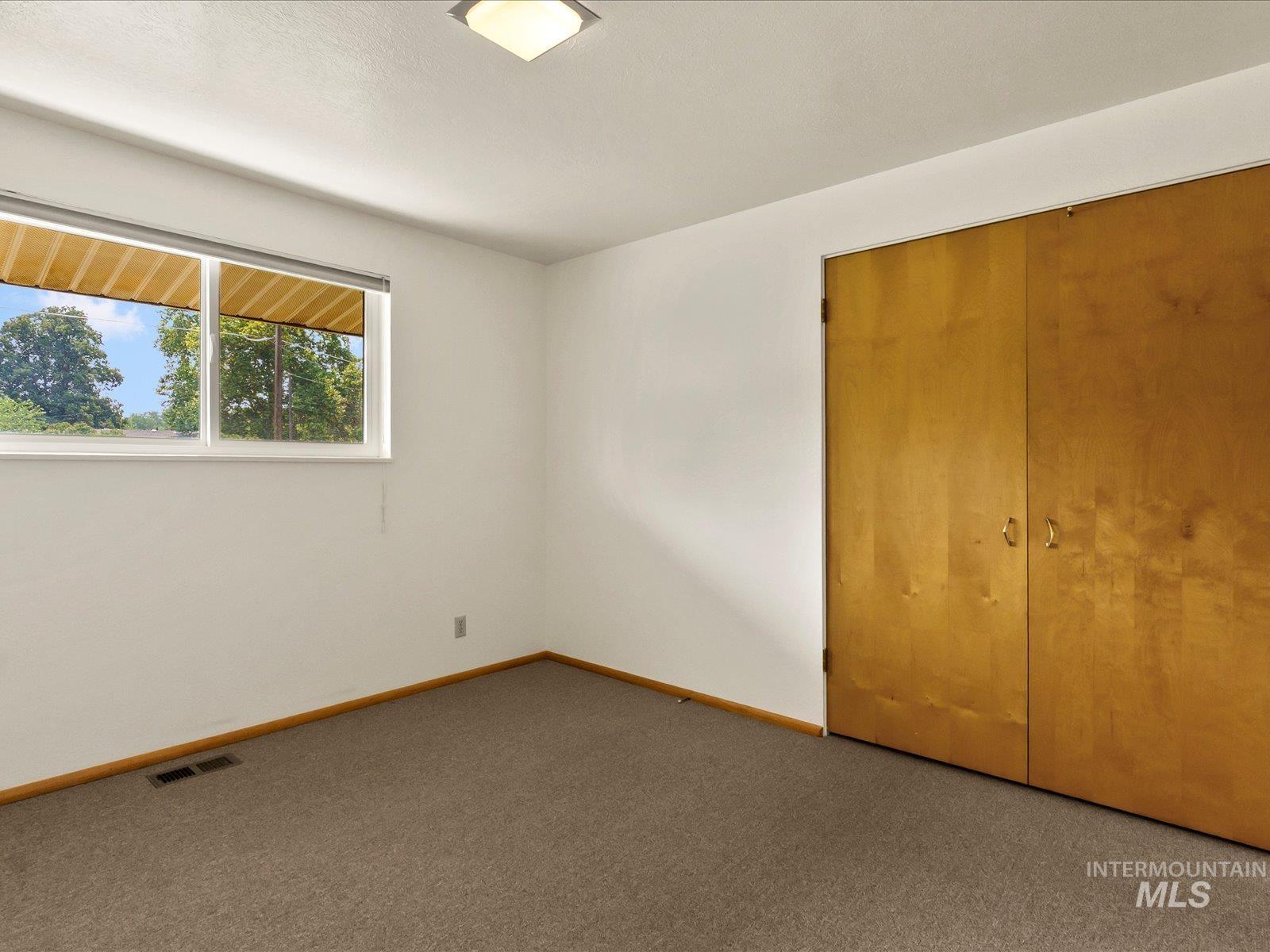 111 S Cotterell Dr, Boise, Idaho 83709, 3 Bedrooms, 3 Bathrooms, Residential For Sale, Price $749,000, 98994916