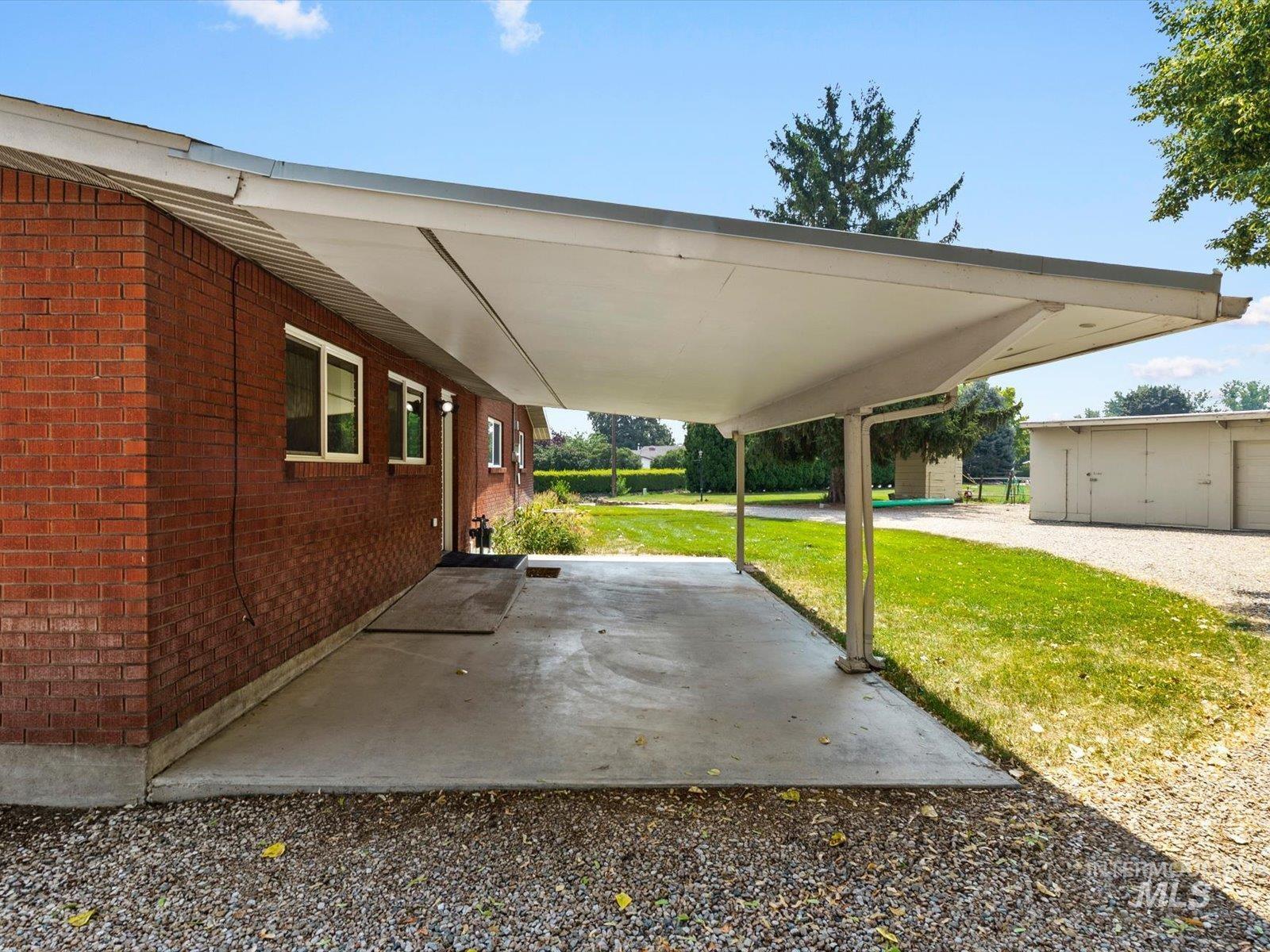 111 S Cotterell Dr, Boise, Idaho 83709, 3 Bedrooms, 3 Bathrooms, Residential For Sale, Price $749,000, 98994916