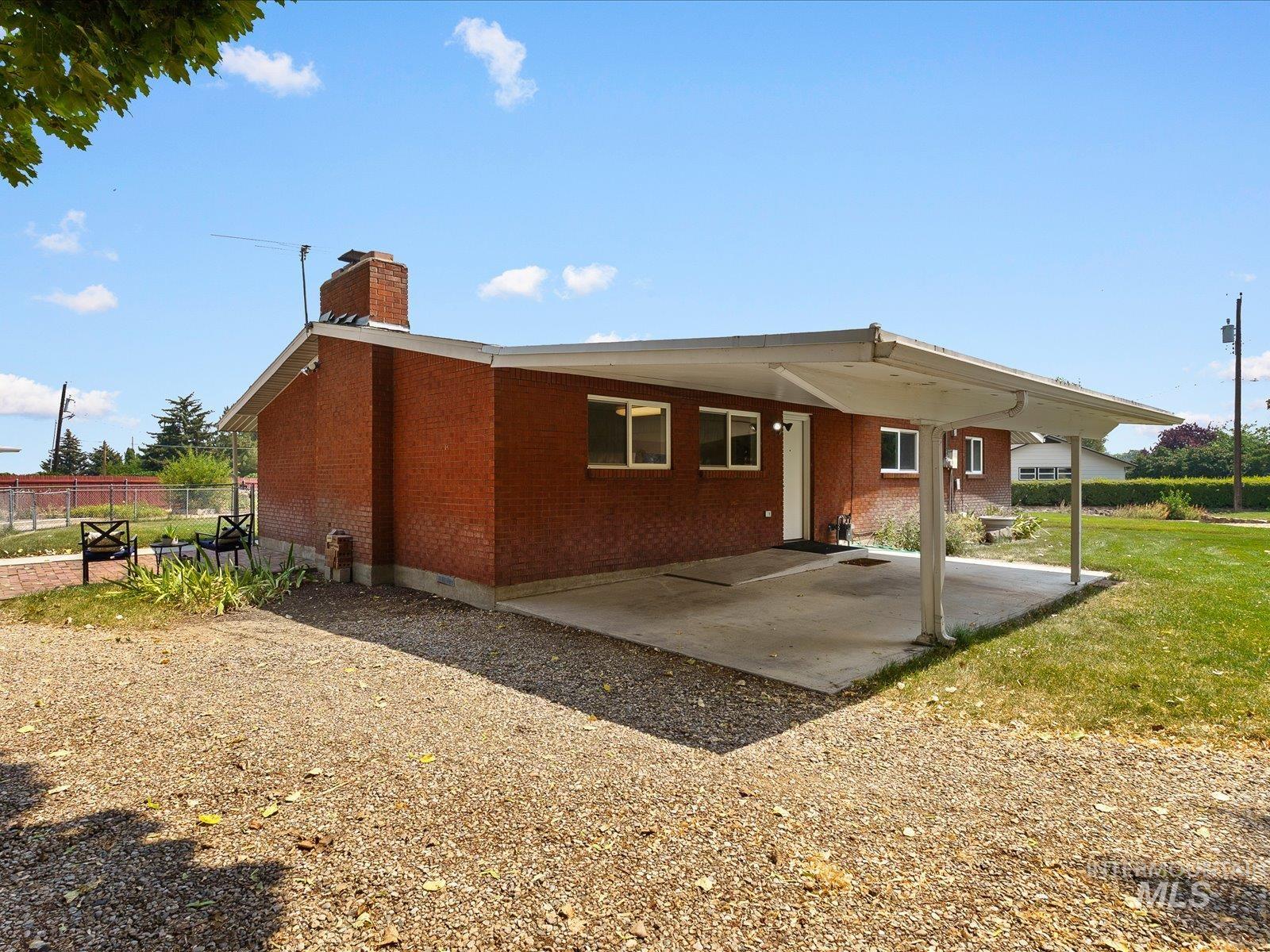 111 S Cotterell Dr, Boise, Idaho 83709, 3 Bedrooms, 3 Bathrooms, Residential For Sale, Price $749,000, 98994916