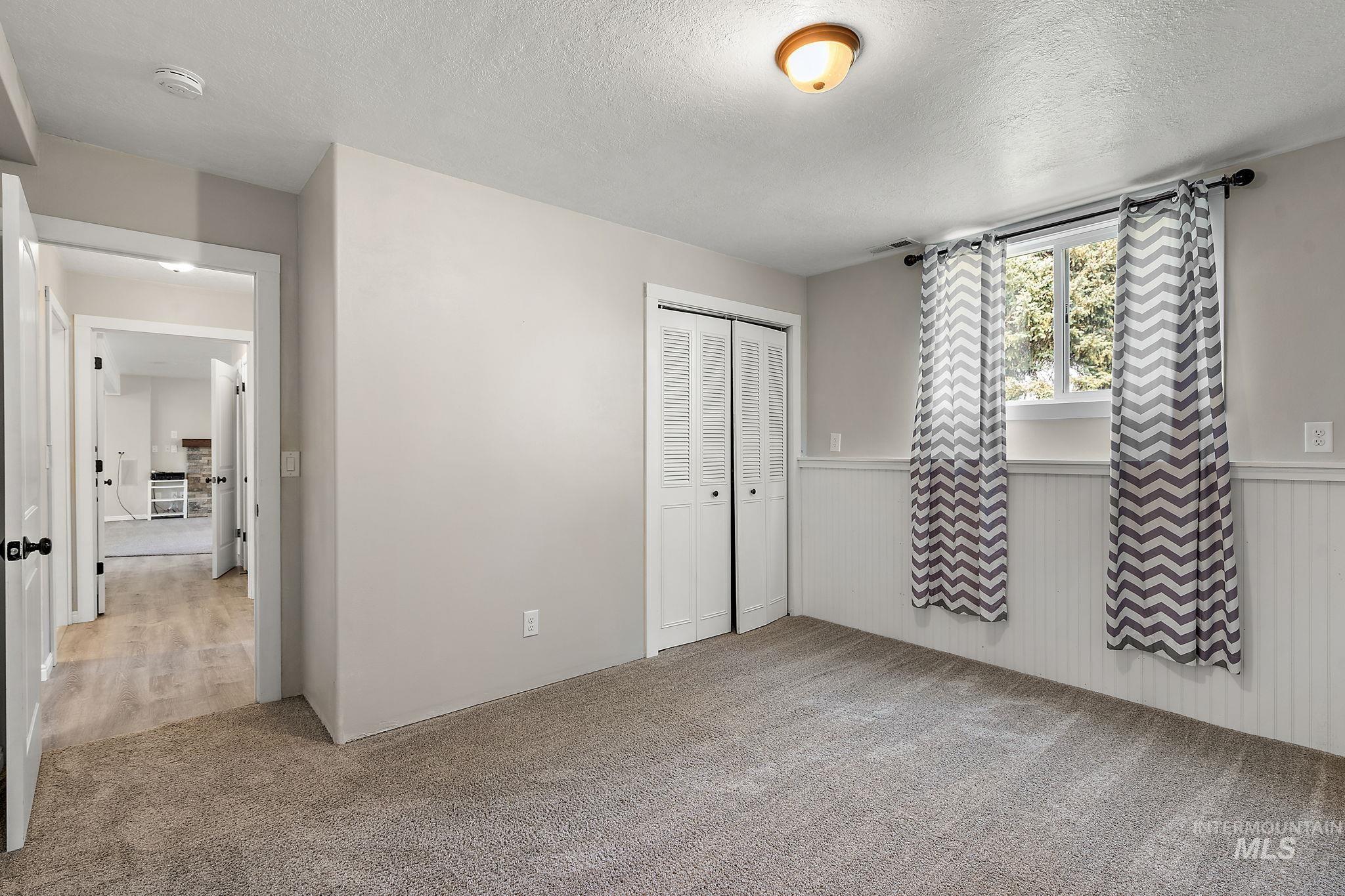 2305 Locust Lane, Nampa, Idaho 83686, 5 Bedrooms, 3 Bathrooms, Residential For Sale, Price $699,900,MLS 98994917