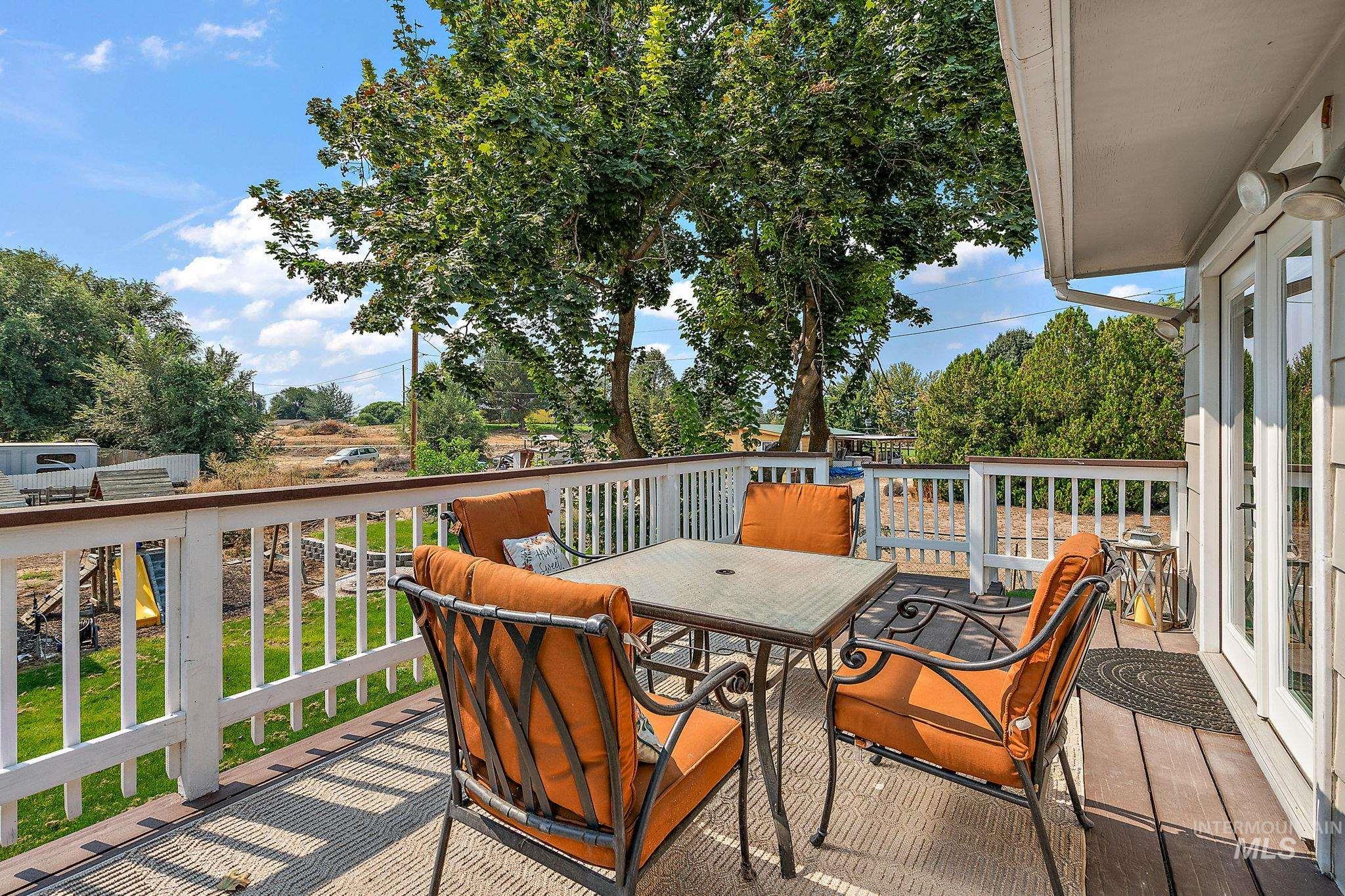 2305 Locust, Nampa, Idaho 83686, 5 Bedrooms, 3 Bathrooms, Residential For Sale, Price $719,000, 98994917