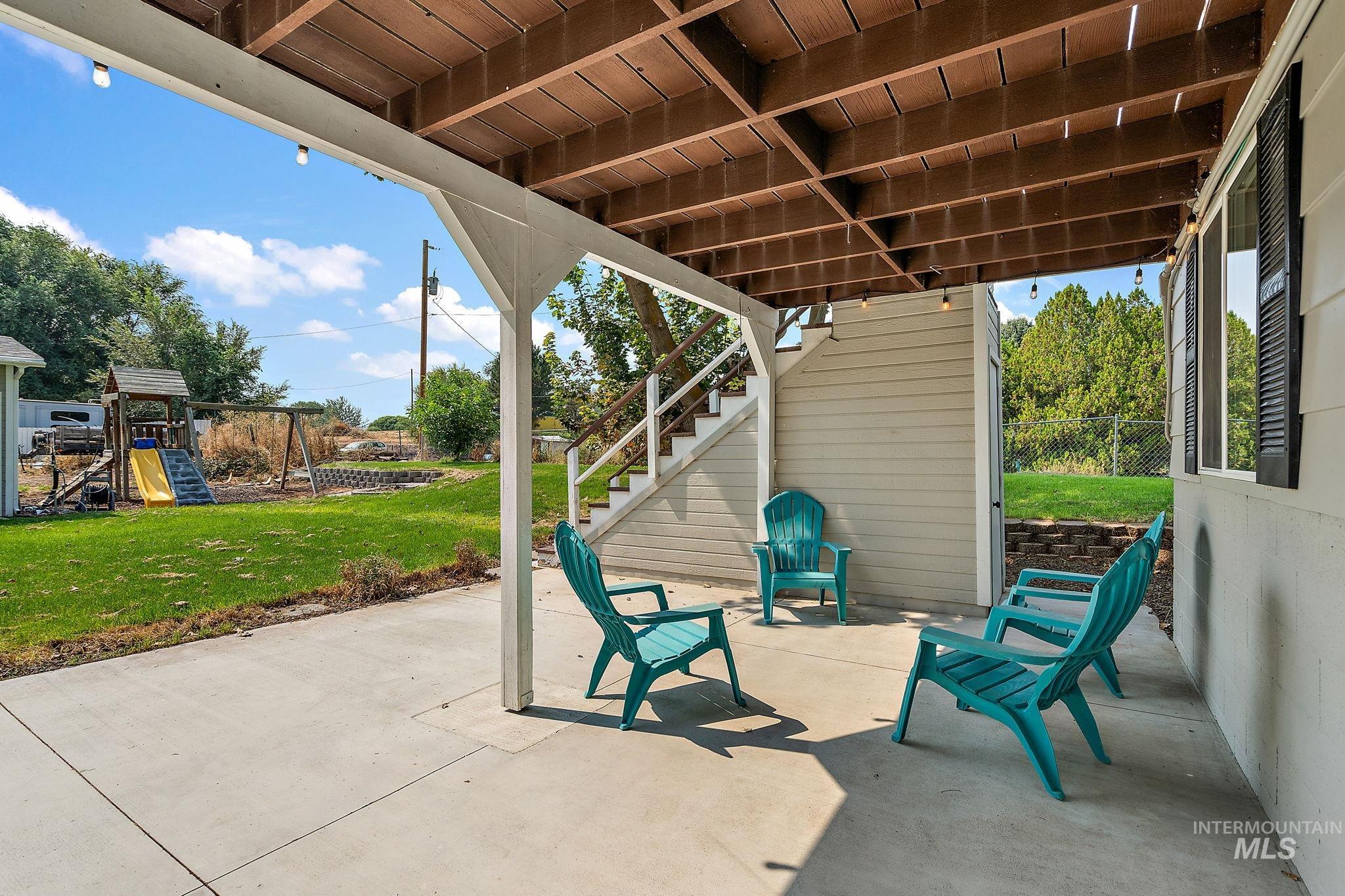 2305 Locust, Nampa, Idaho 83686, 5 Bedrooms, 3 Bathrooms, Residential For Sale, Price $719,000, 98994917