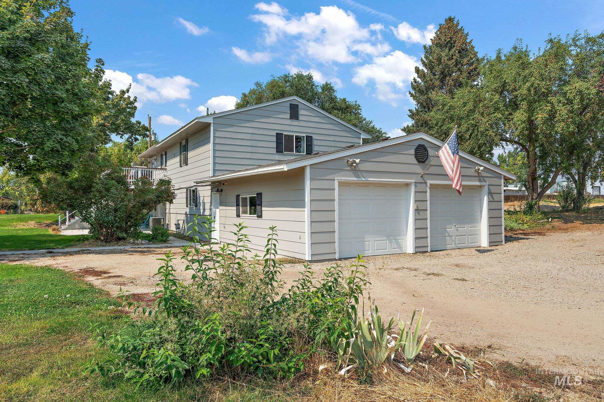 2305 Locust, Nampa, Idaho 83686, 5 Bedrooms, 3 Bathrooms, Residential For Sale, Price $719,000, 98994917