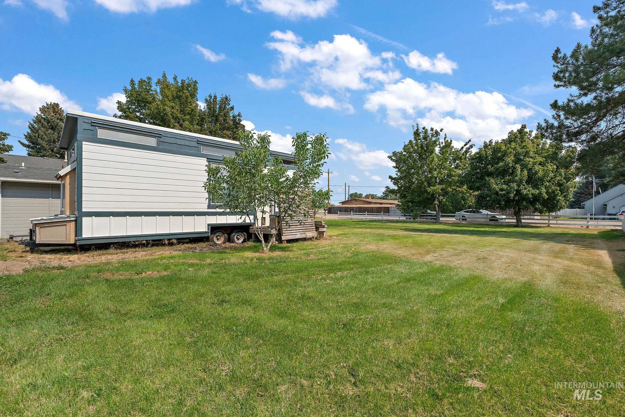 2305 Locust, Nampa, Idaho 83686, 5 Bedrooms, 3 Bathrooms, Residential For Sale, Price $719,000, 98994917