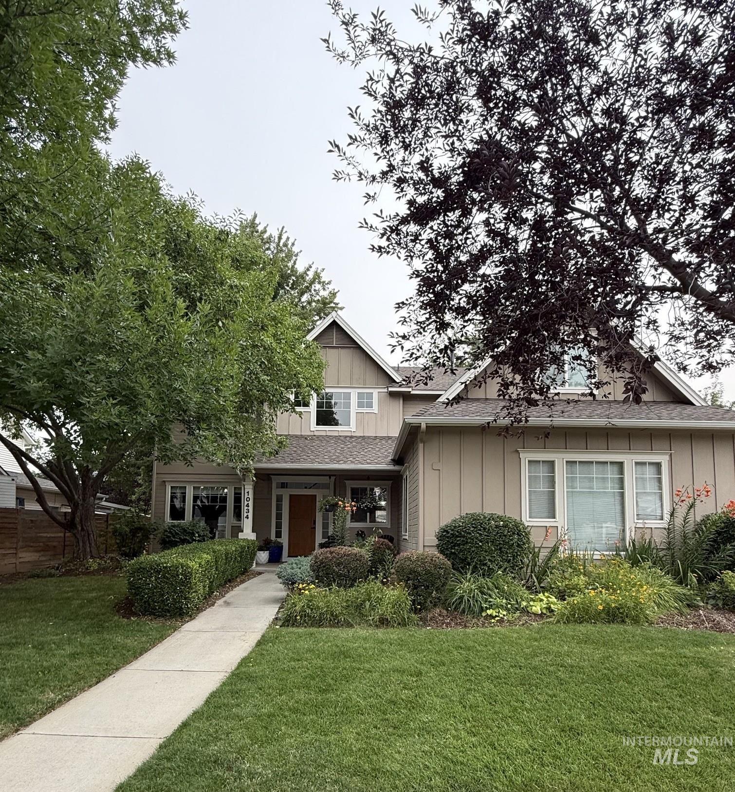 10434 W Blackstone St, Boise, Idaho 83714, 4 Bedrooms, 3.5 Bathrooms, Residential For Sale, Price $725,000, 98994918