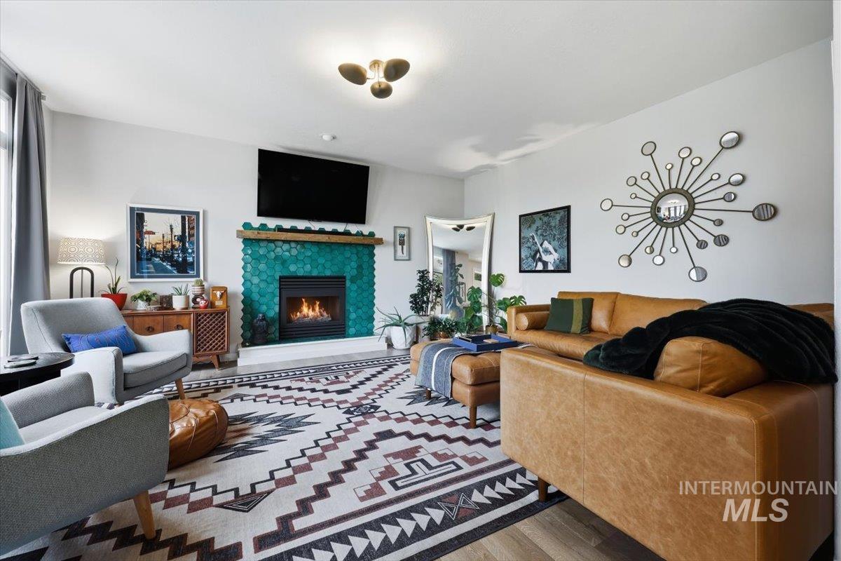 10434 W Blackstone St, Boise, Idaho 83714, 4 Bedrooms, 3.5 Bathrooms, Residential For Sale, Price $725,000, 98994918